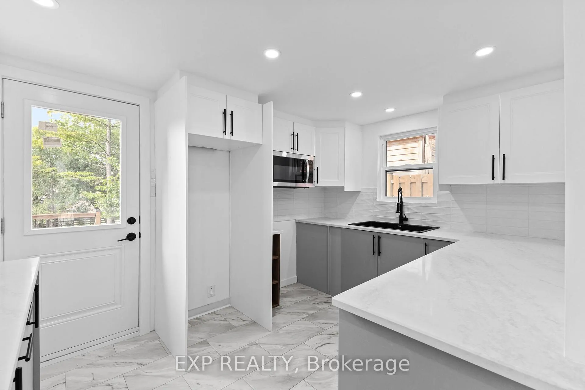 Photo 13 of 145 Willow Street, Ottawa, West Centre Town — HOMEH