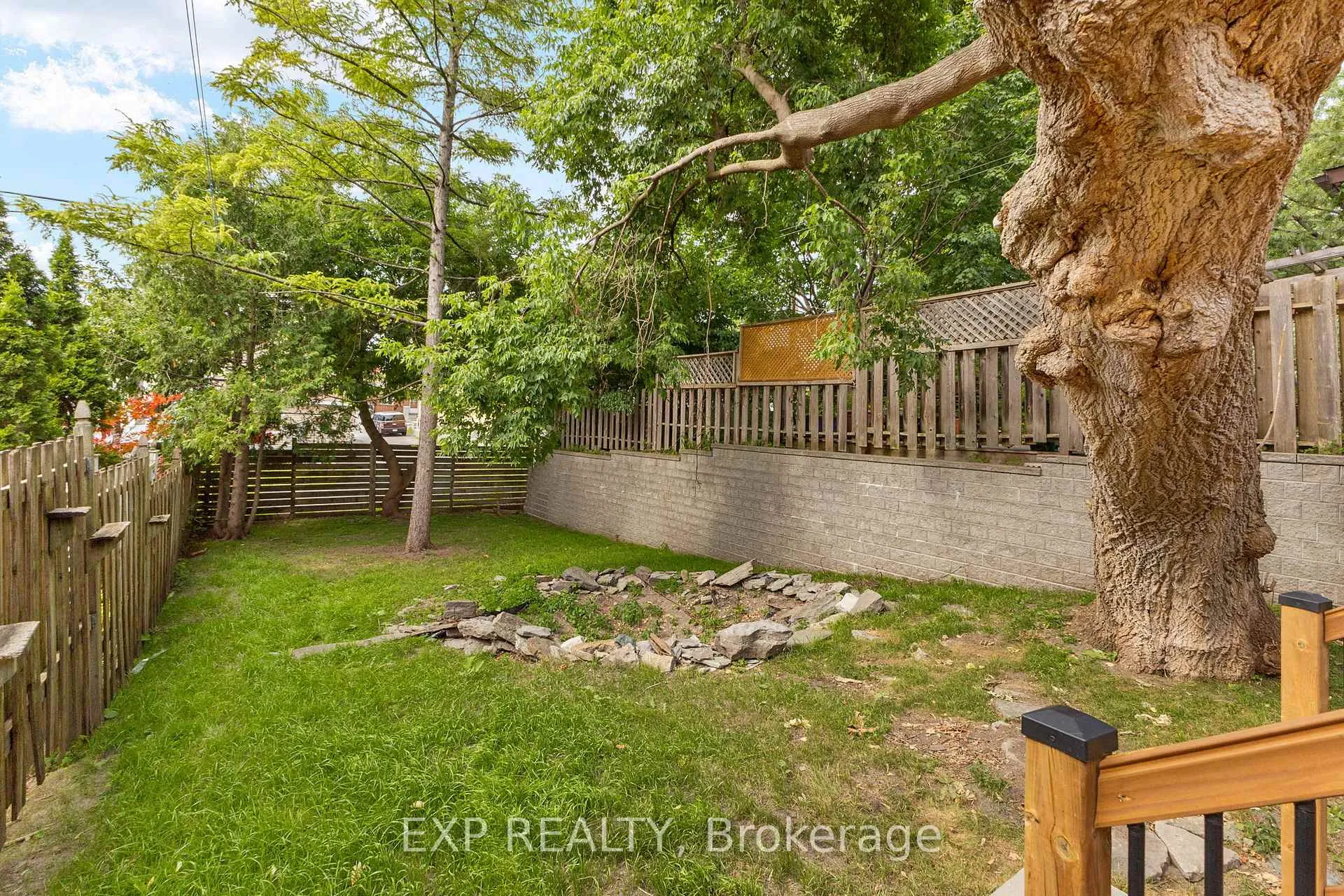 Photo 34 of 145 Willow Street, Ottawa, West Centre Town — HOMEH