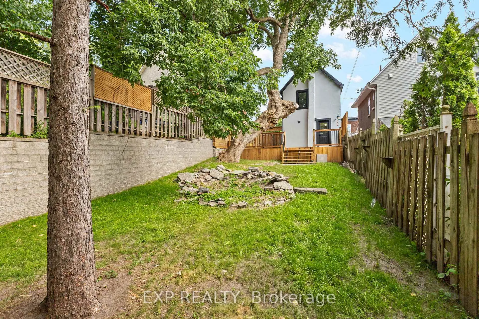 Photo 35 of 145 Willow Street, Ottawa, West Centre Town — HOMEH