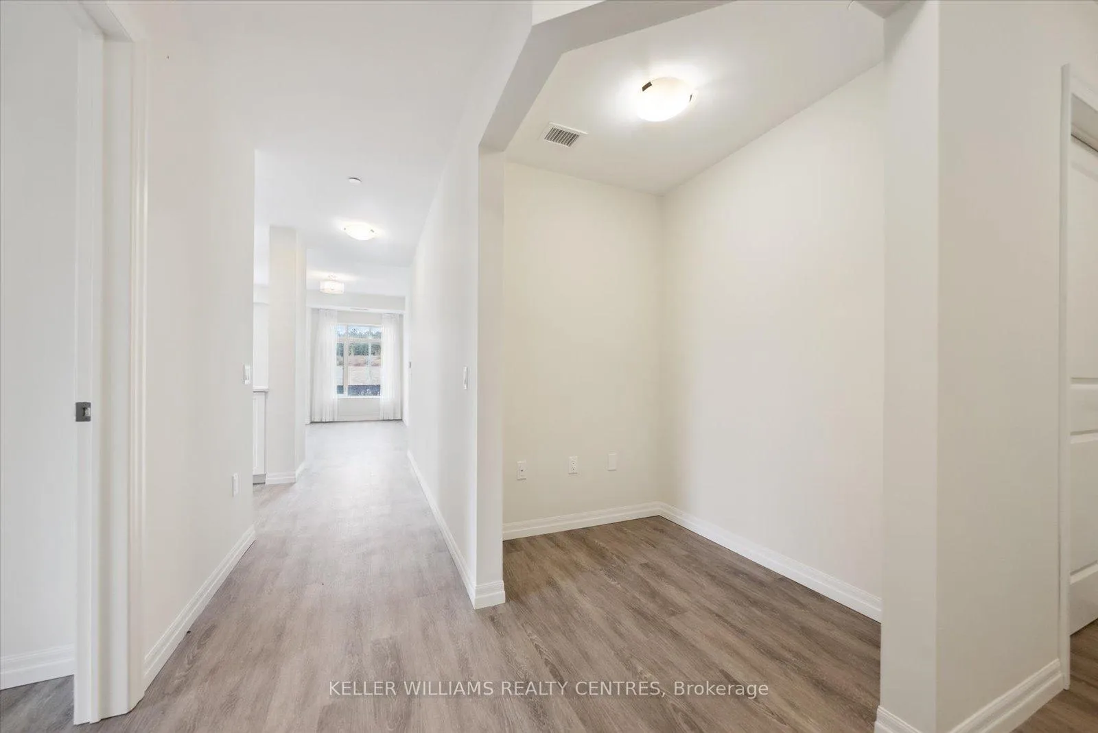 Photo 9 of Unit 303, 460 William Graham Drive, Aurora, Rural Aurora — HOMEH