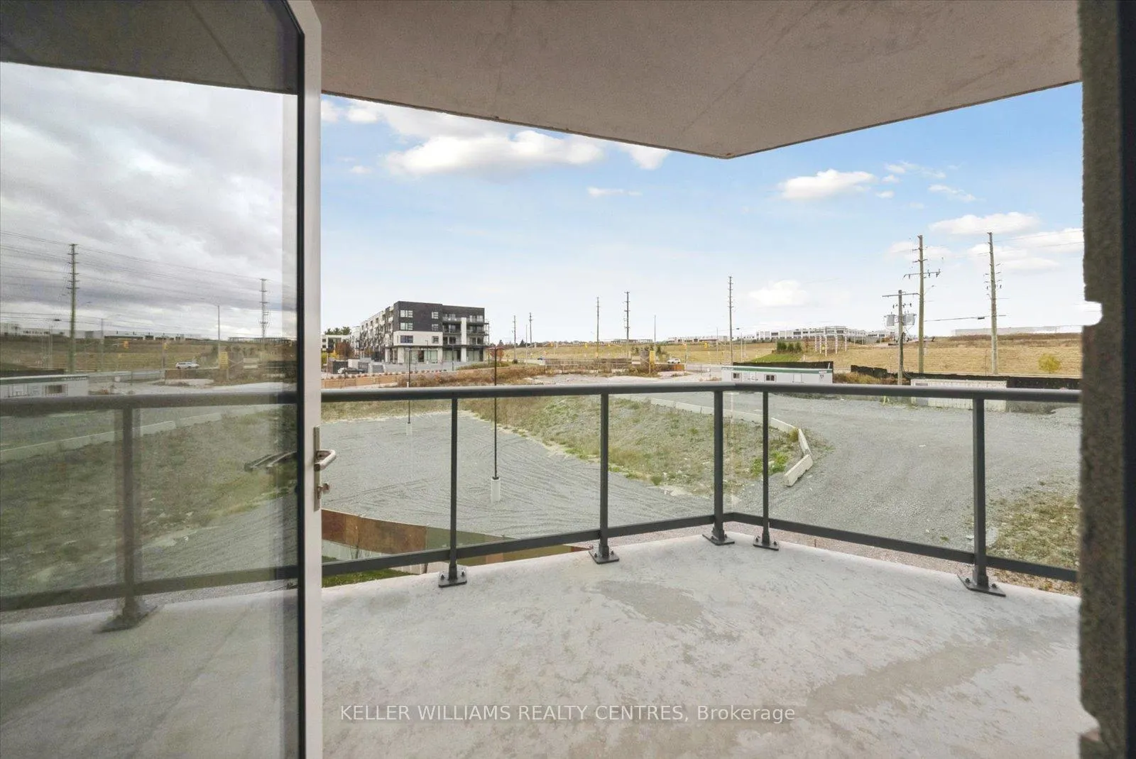 Photo 16 of Unit 303, 460 William Graham Drive, Aurora, Rural Aurora — HOMEH