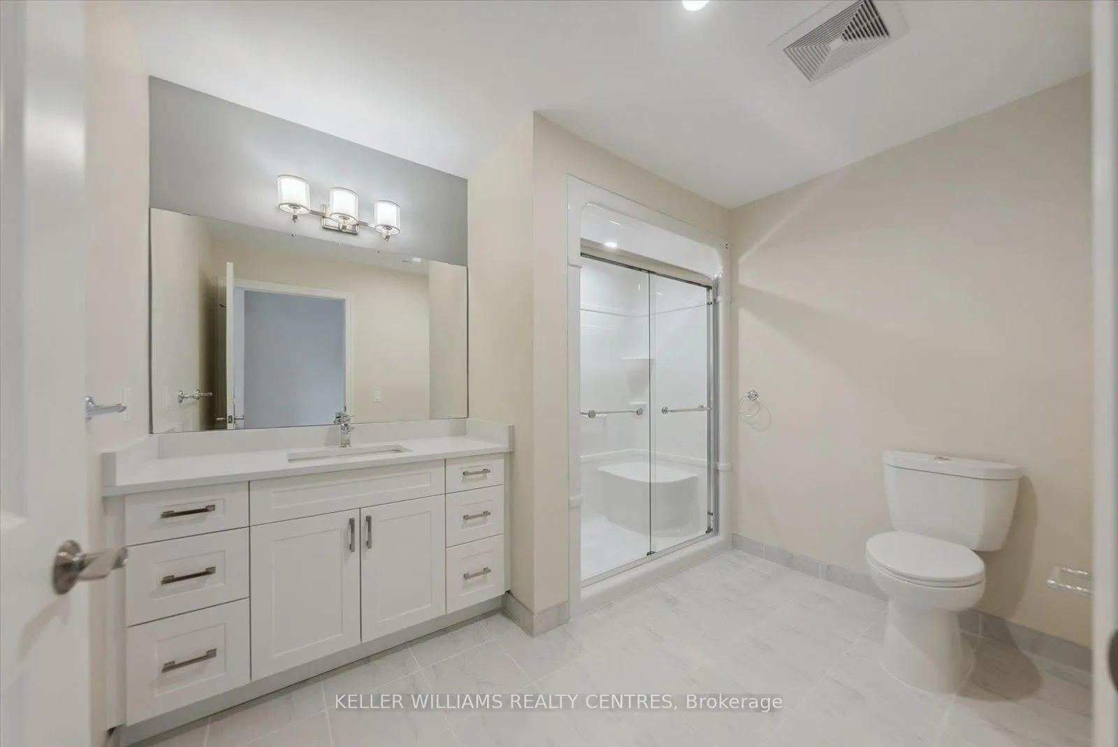 Photo 22 of Unit 303, 460 William Graham Drive, Aurora, Rural Aurora — HOMEH