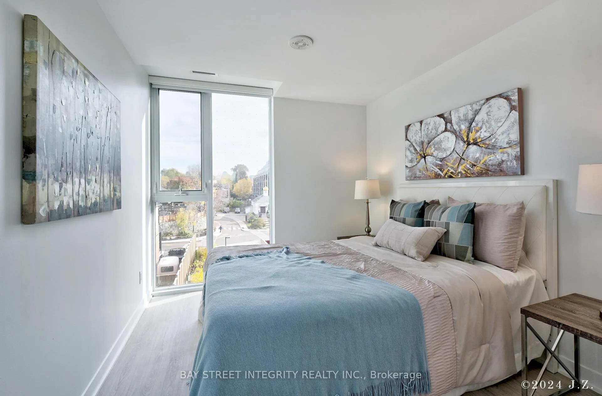 Photo 14 of Unit 403, 185 Alberta Avenue W, Toronto, Oakwood Village — HOMEH