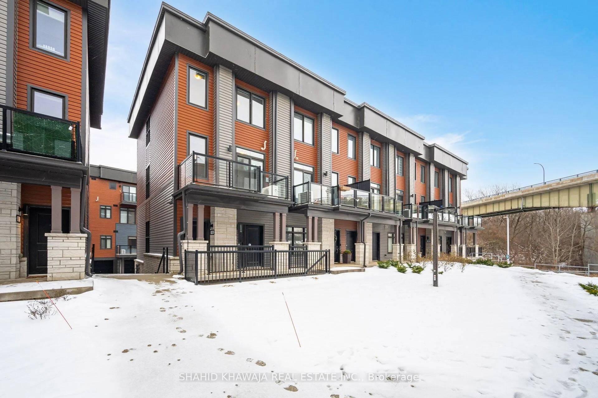 Photo 2 of Unit 46, 2 Willow Street, Brant, Paris — HOMEH