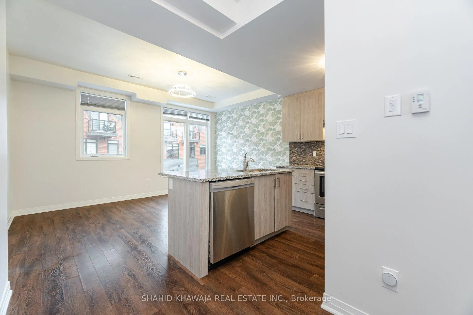 Photo 6 of Unit 46, 2 Willow Street, Brant, Paris — HOMEH