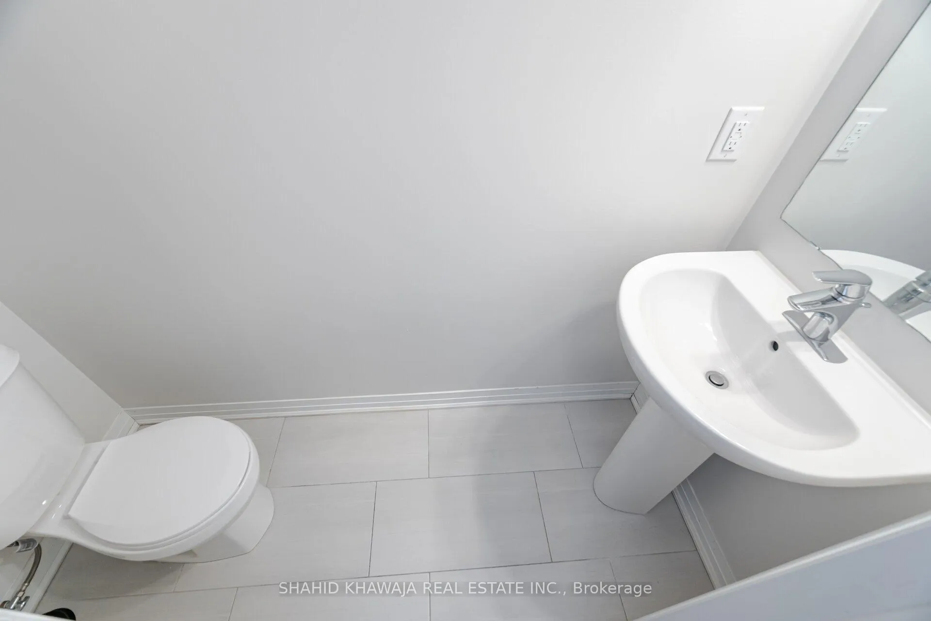 Photo 17 of Unit 46, 2 Willow Street, Brant, Paris — HOMEH