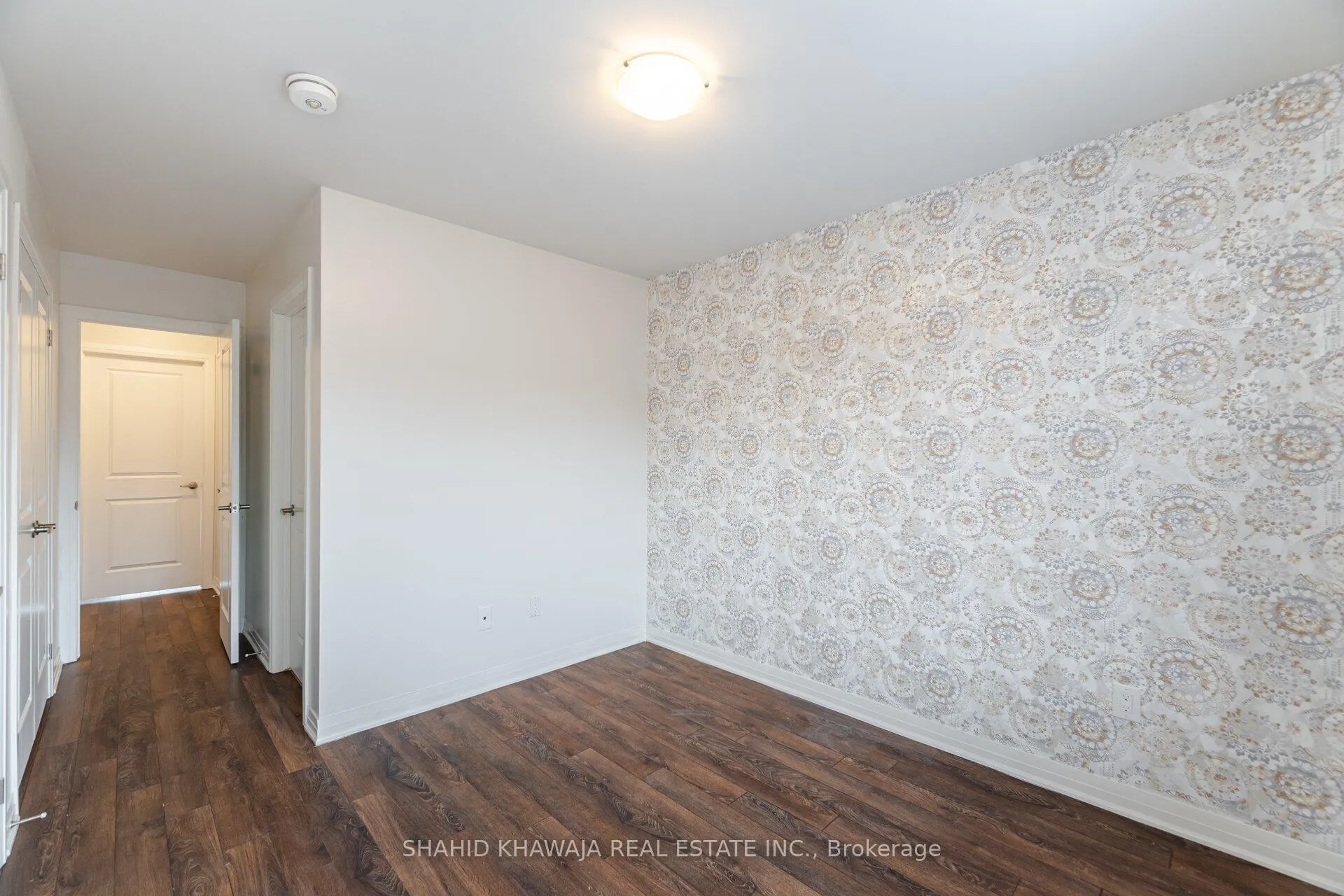 Photo 23 of Unit 46, 2 Willow Street, Brant, Paris — HOMEH
