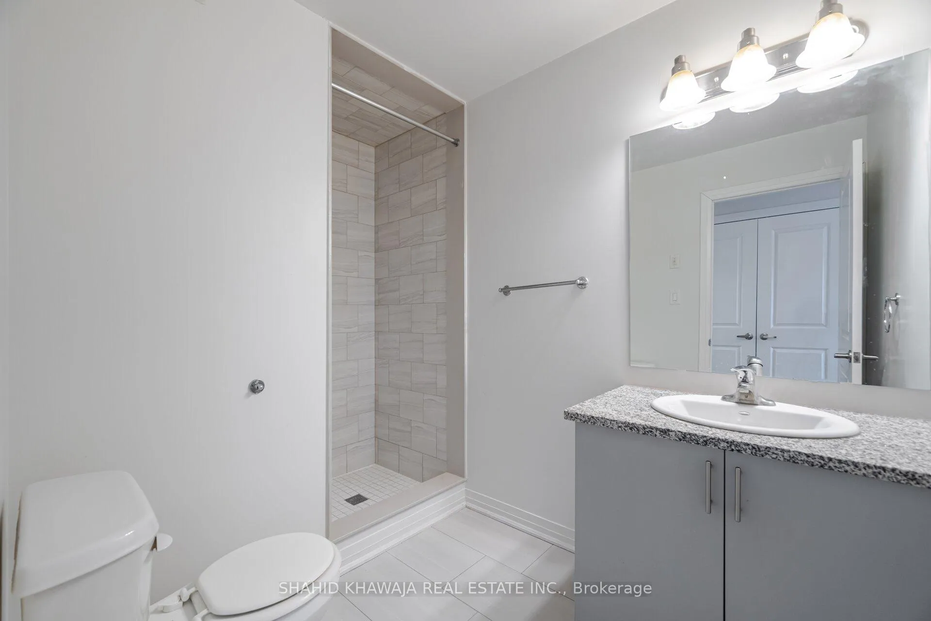 Photo 25 of Unit 46, 2 Willow Street, Brant, Paris — HOMEH