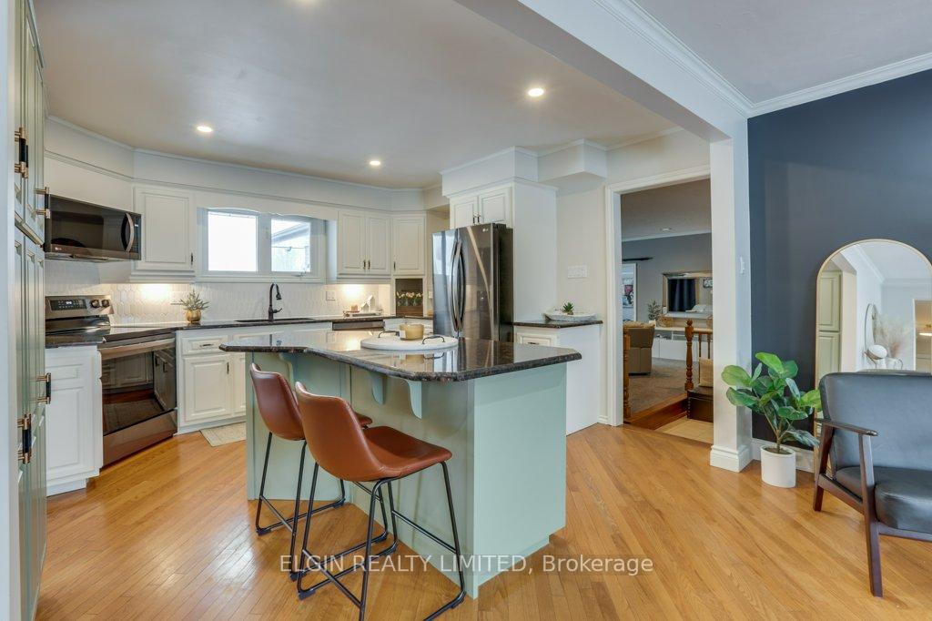 Photo 10 of 82 Lawton Street, Central Elgin, Rural Central Elgin — HOMEH