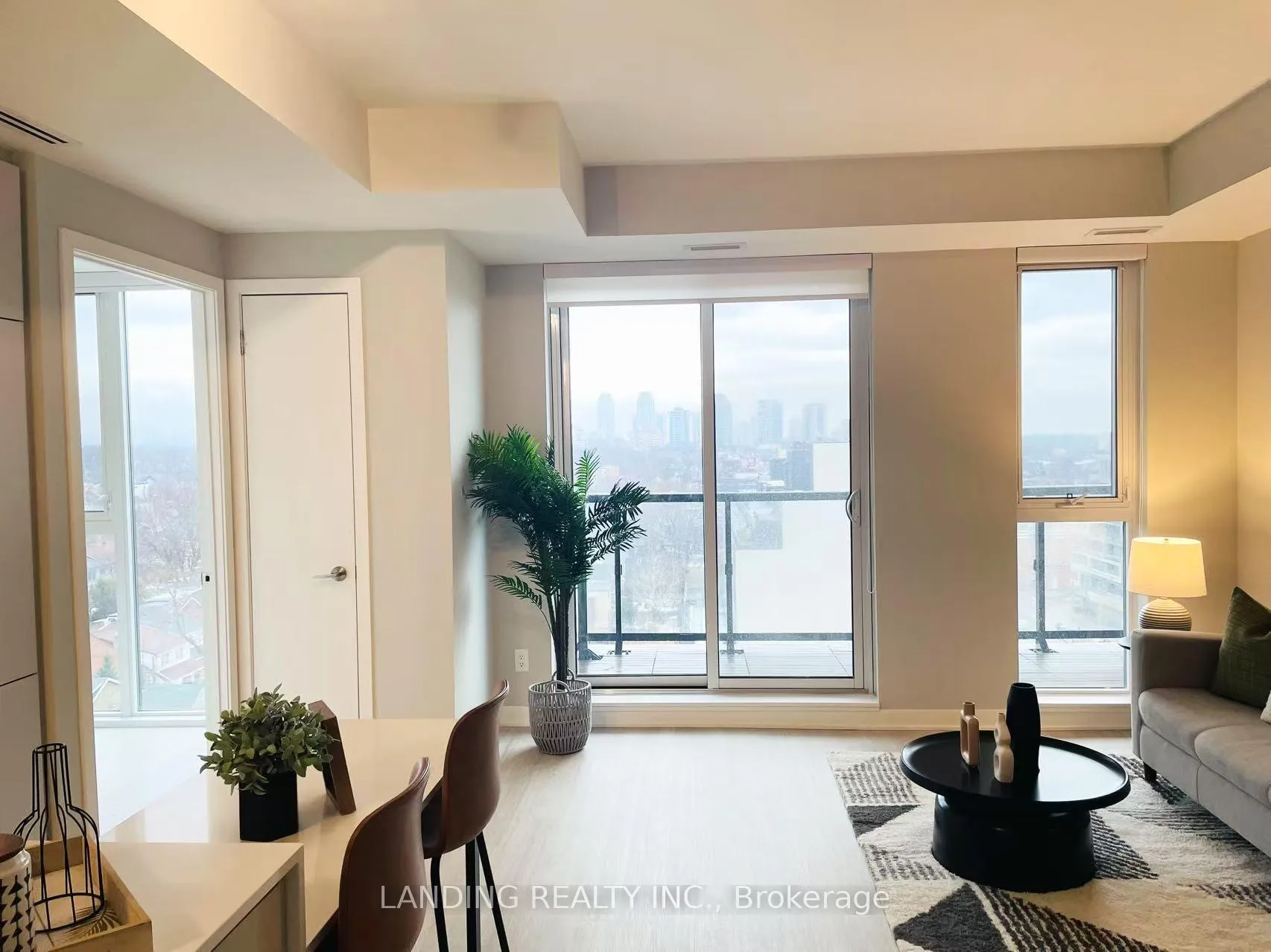 Photo 2 of Unit 1104, 185 Alberta Avenue, Toronto, Oakwood Village — HOMEH