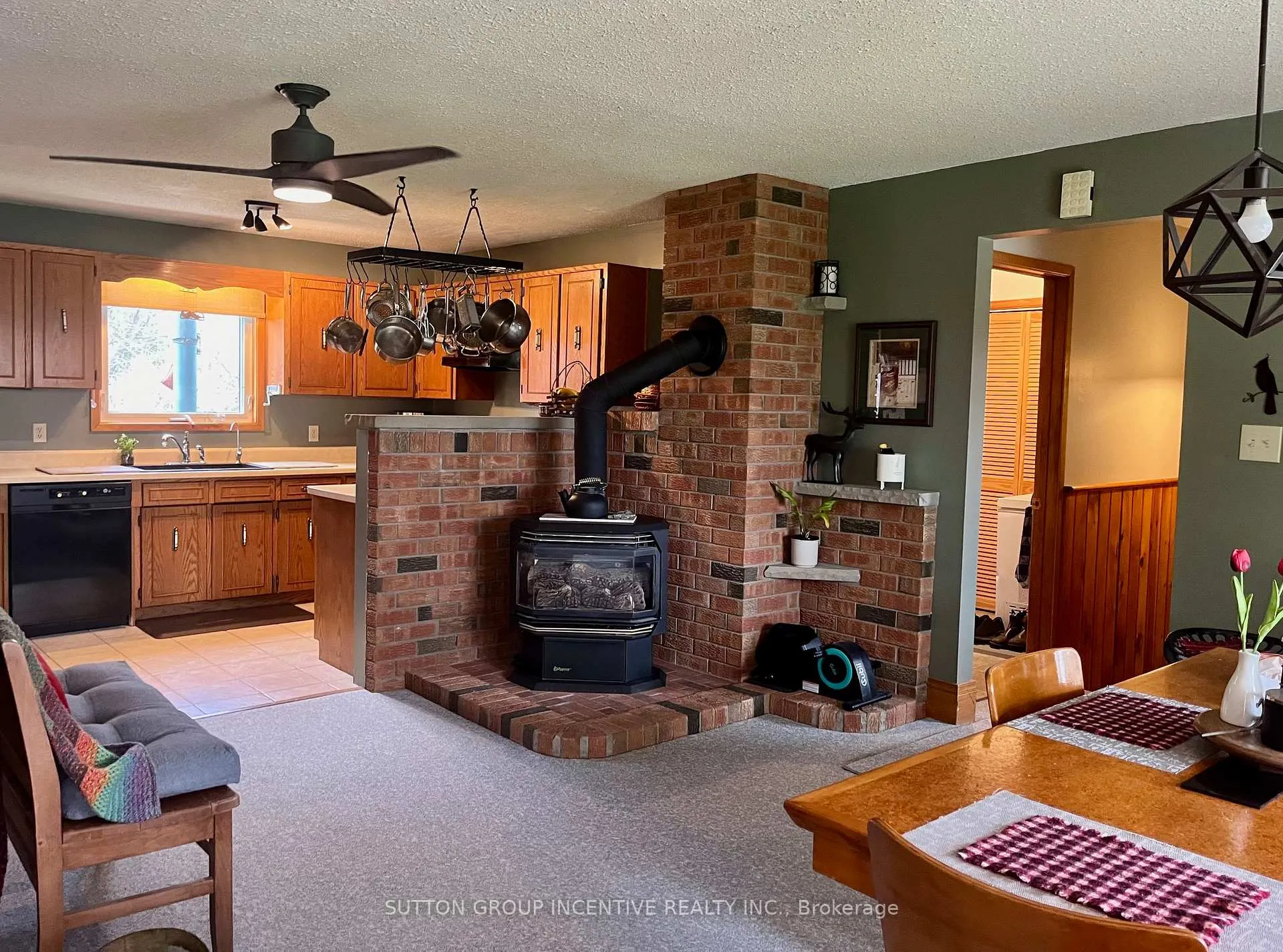 Photo 9 of 80 Mary Street, Clearview, Creemore — HOMEH