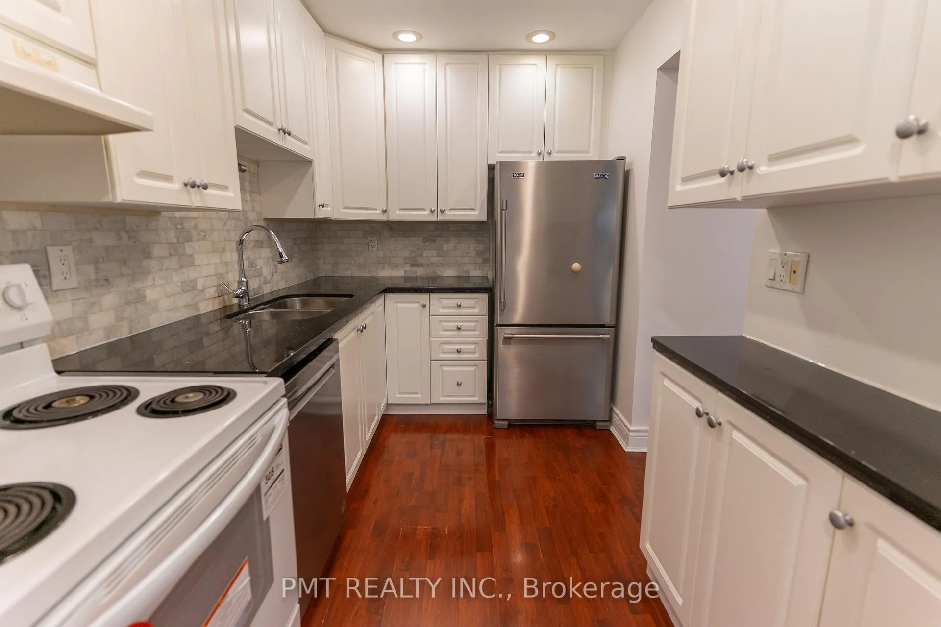 Photo 5 of 10 Corkory Way, Markham, Aileen-Willowbrook — HOMEH