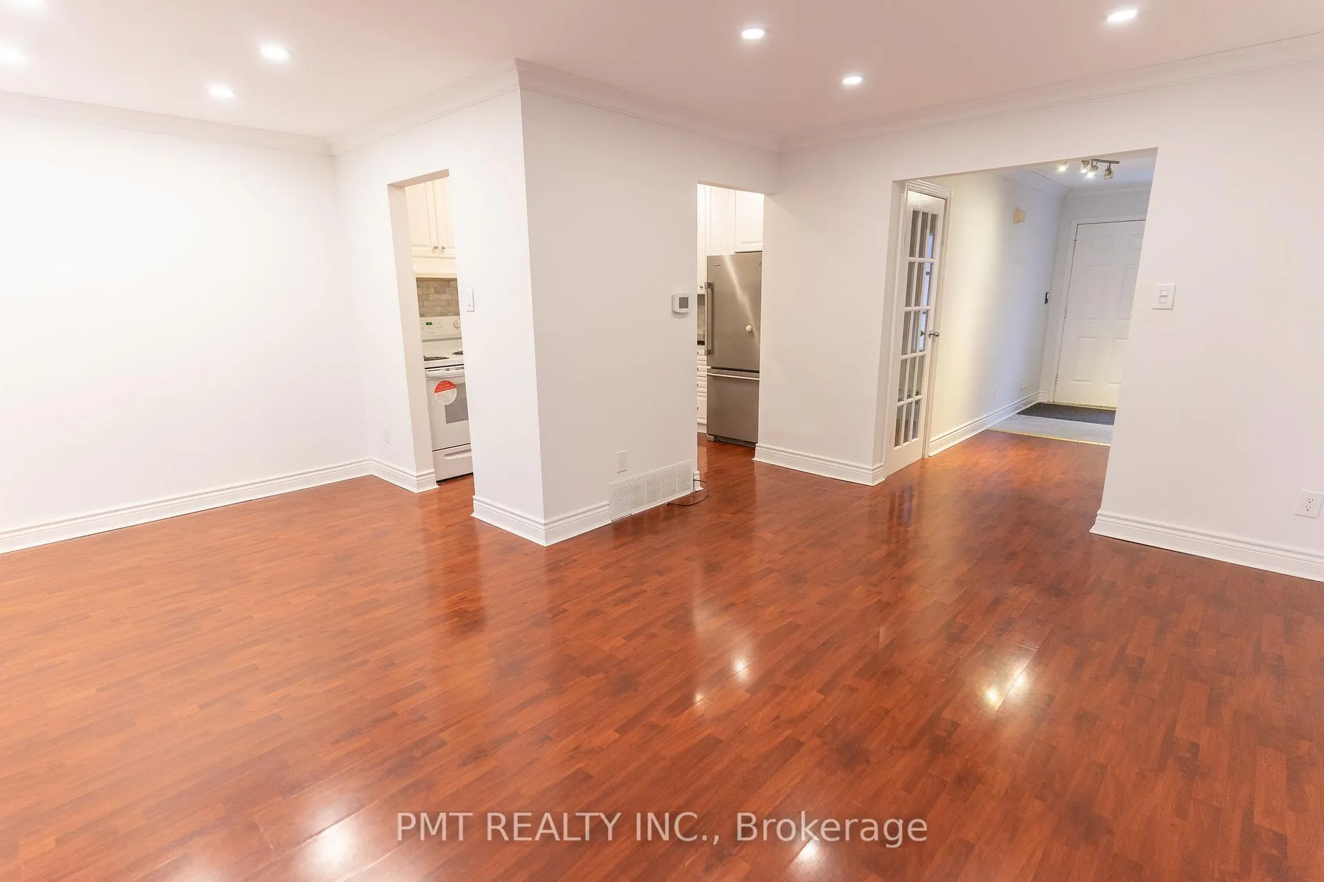 Photo 8 of 10 Corkory Way, Markham, Aileen-Willowbrook — HOMEH