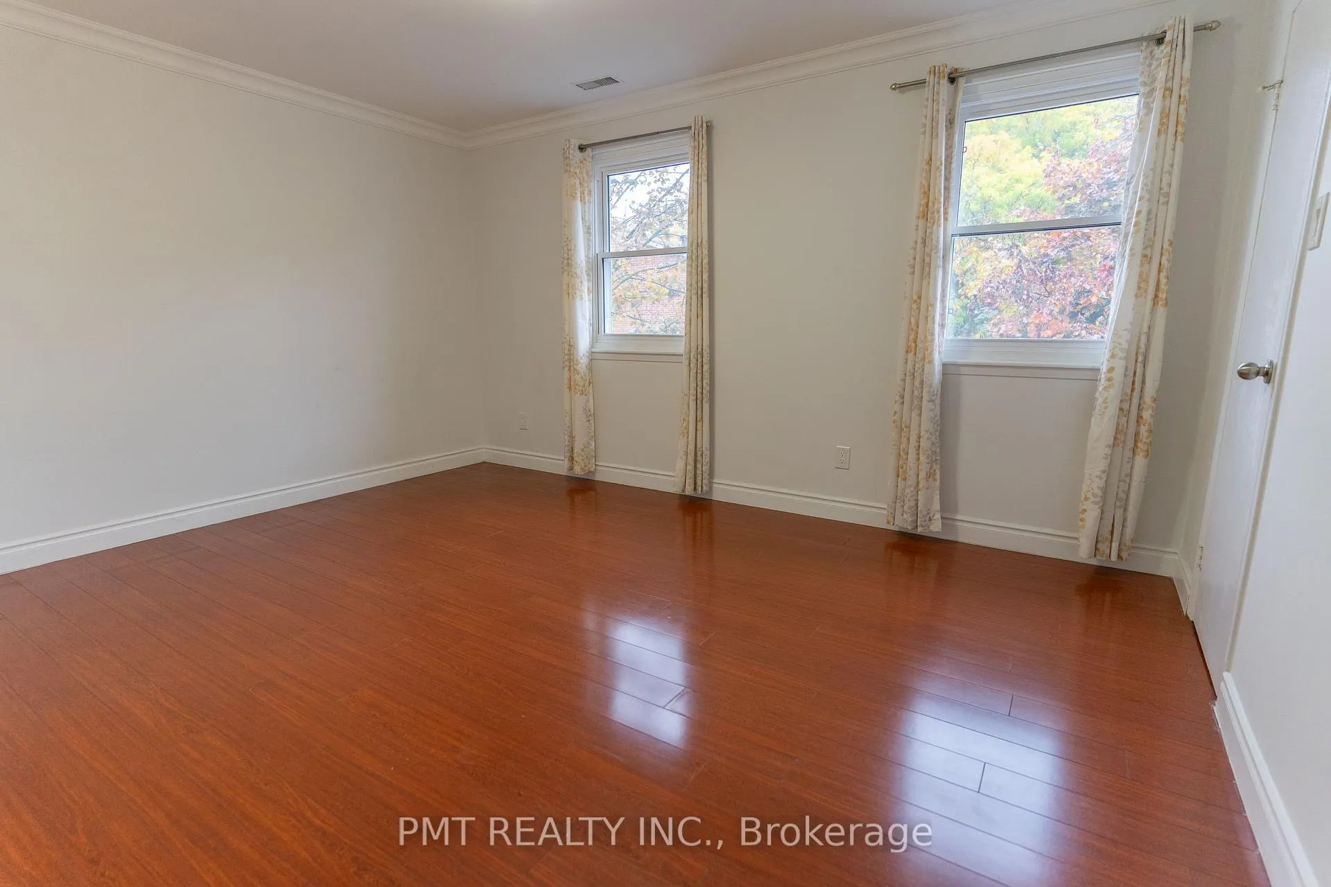 Photo 10 of 10 Corkory Way, Markham, Aileen-Willowbrook — HOMEH