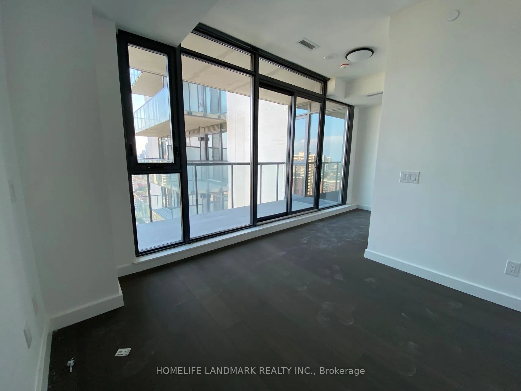 Photo 9 of Unit 2401, 81 Wellesley St .E Street, Toronto, Church-Yonge Corridor — HOMEH