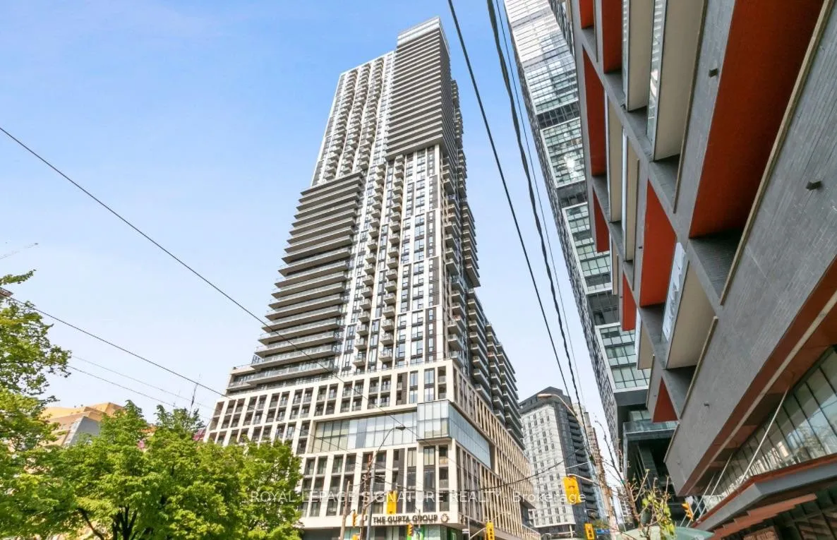 Front of Unit 2702, 251 Jarvis Street