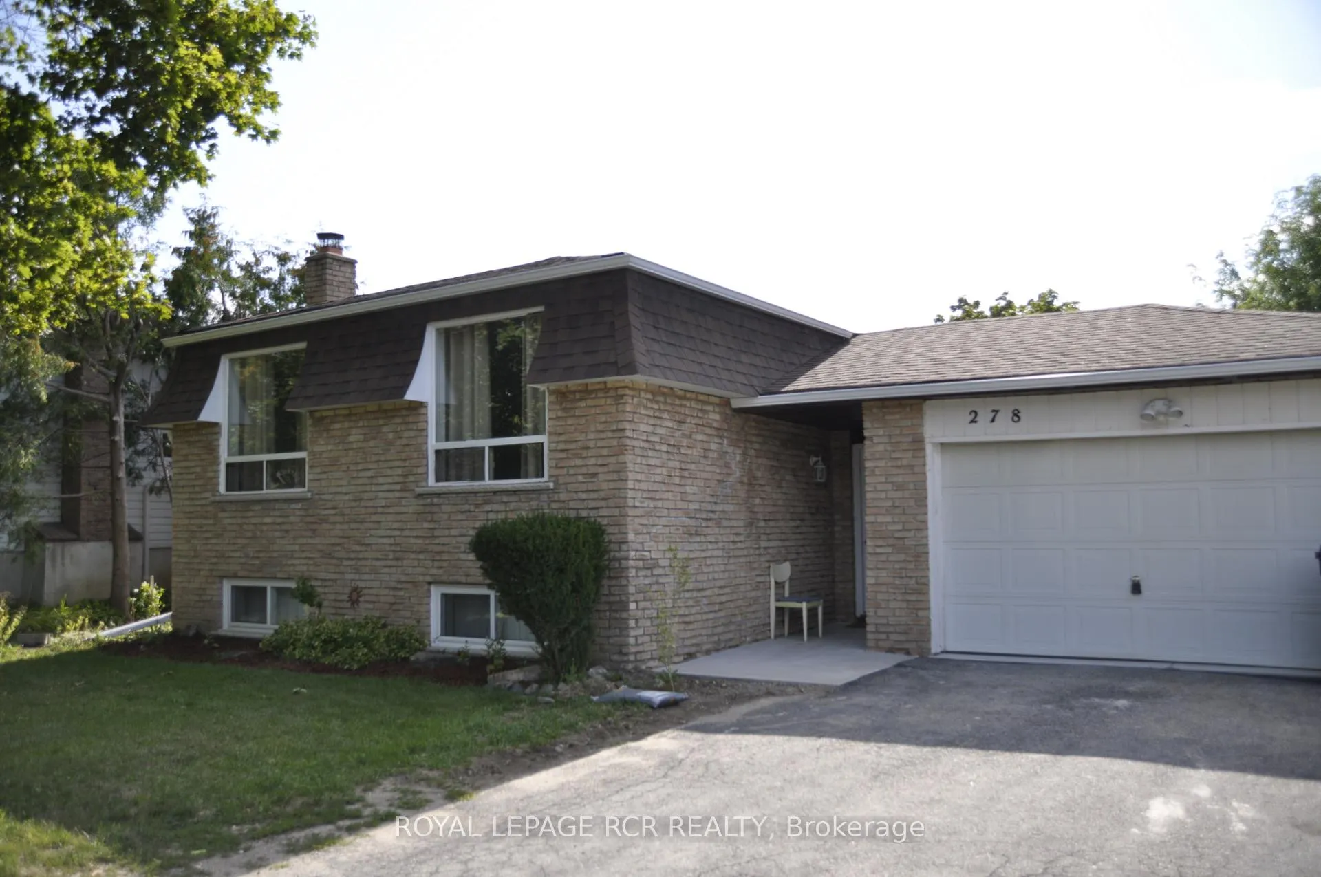 Photo 2 of 278 Whitehead Crescent, Caledon, Bolton North — HOMEH