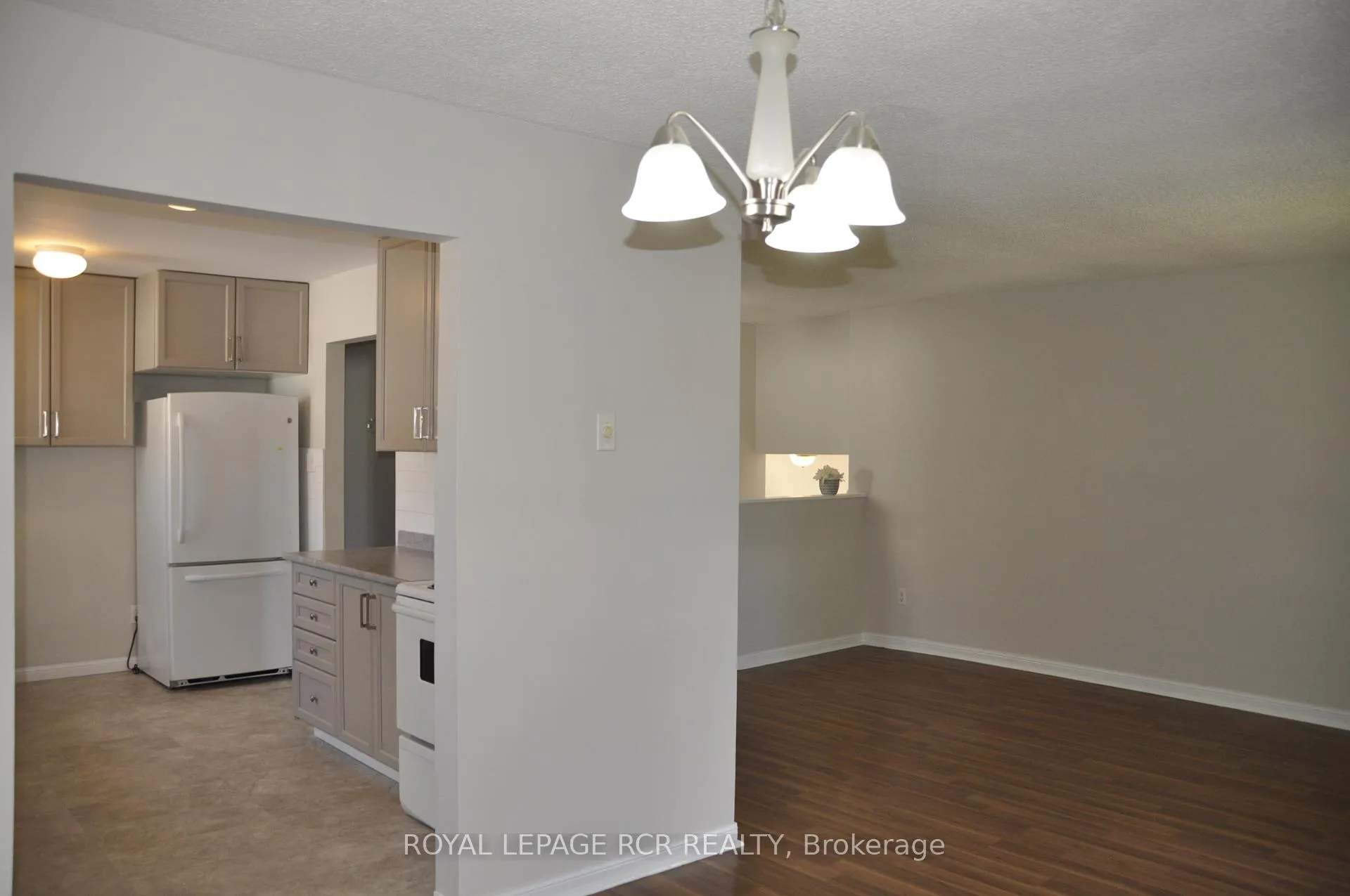 Photo 7 of 278 Whitehead Crescent, Caledon, Bolton North — HOMEH
