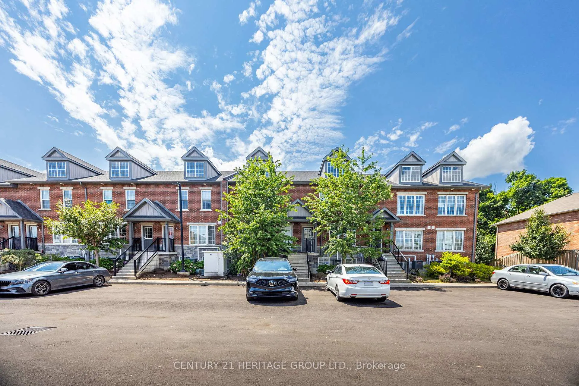 Photo 1 of Unit 5, 244 Penetanguishene Road, Barrie, Georgian Drive — HOMEH