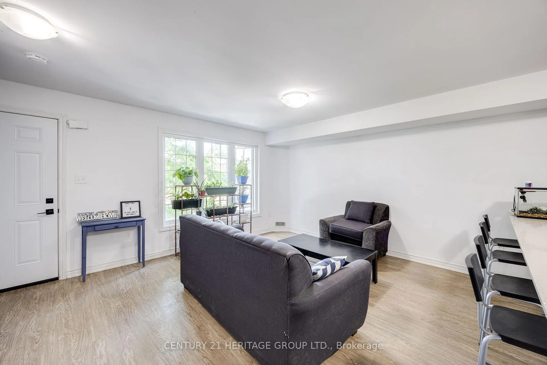 Photo 6 of Unit 5, 244 Penetanguishene Road, Barrie, Georgian Drive — HOMEH
