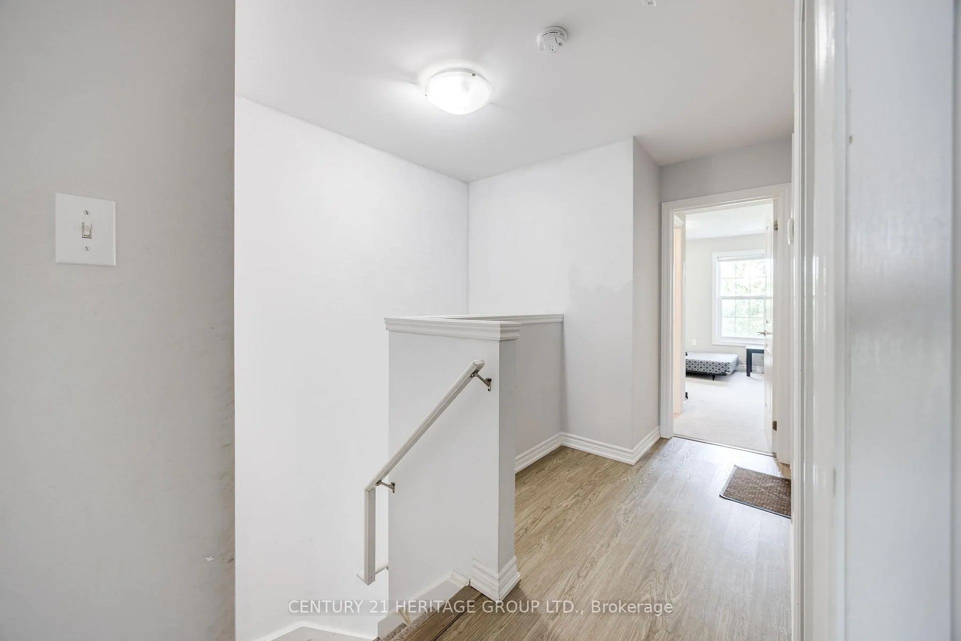 Photo 13 of Unit 5, 244 Penetanguishene Road, Barrie, Georgian Drive — HOMEH