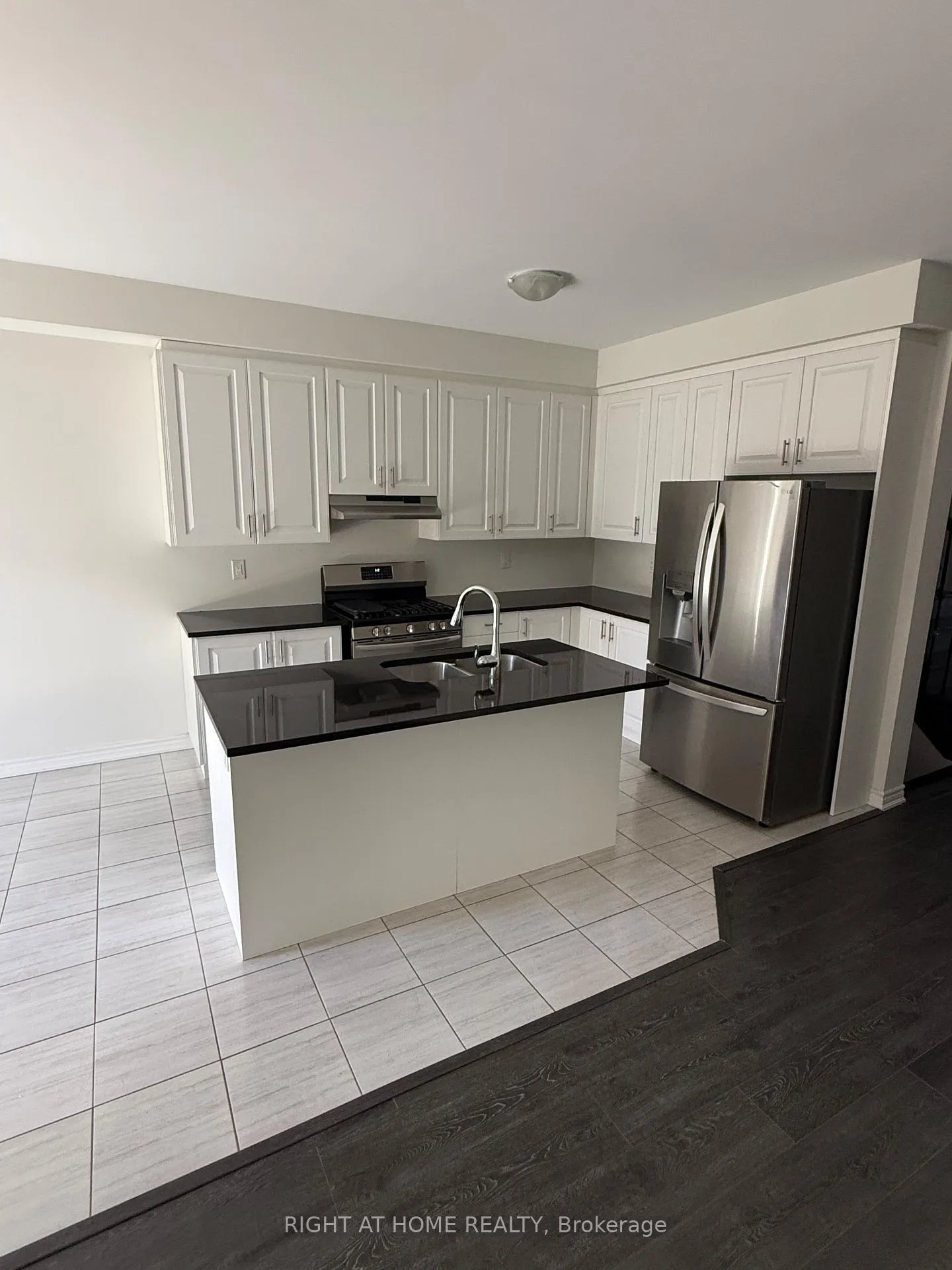 Photo 2 of 34 Hickling Lane, Ajax, Northwest Ajax — HOMEH
