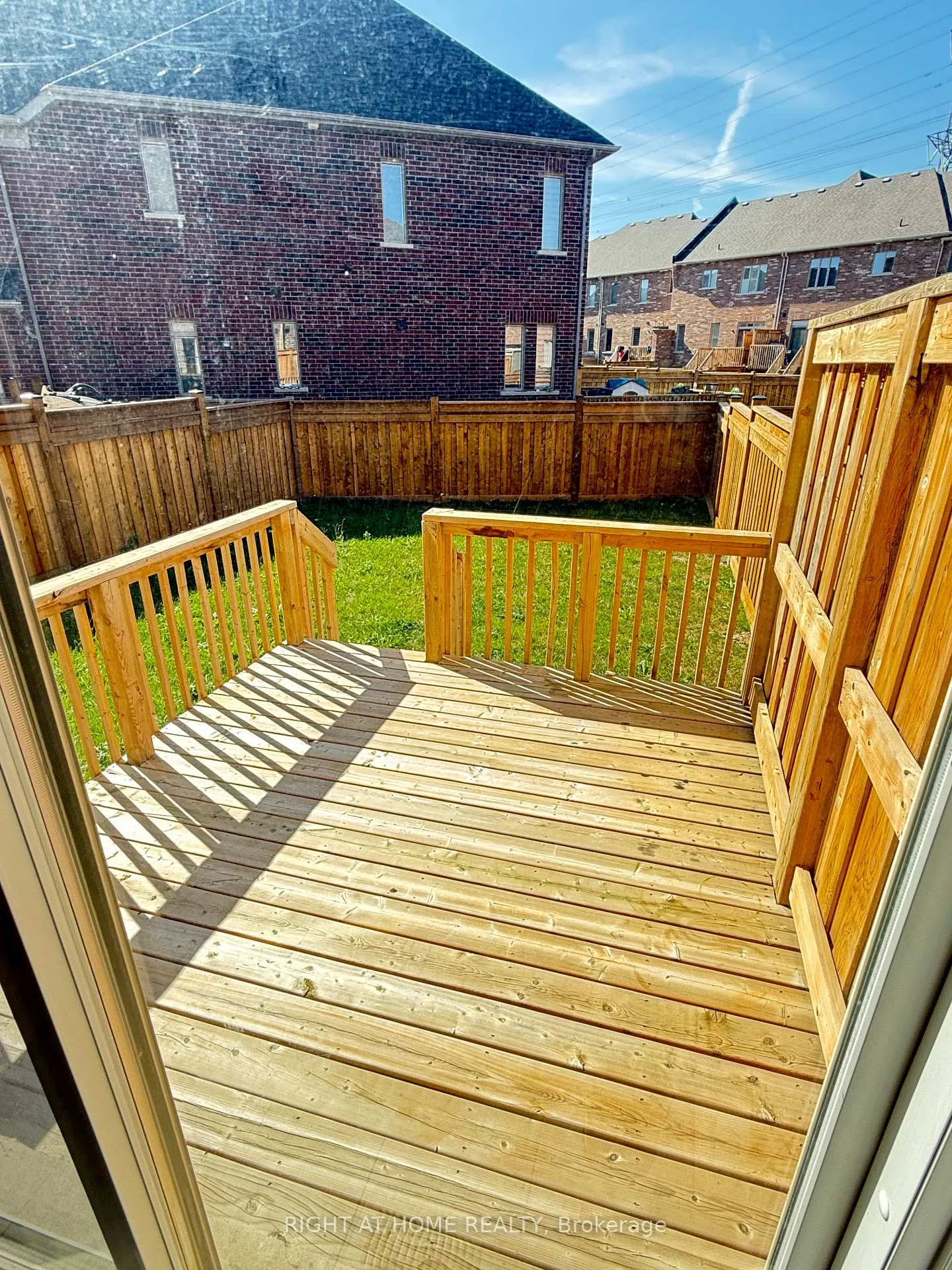 Photo 5 of 34 Hickling Lane, Ajax, Northwest Ajax — HOMEH