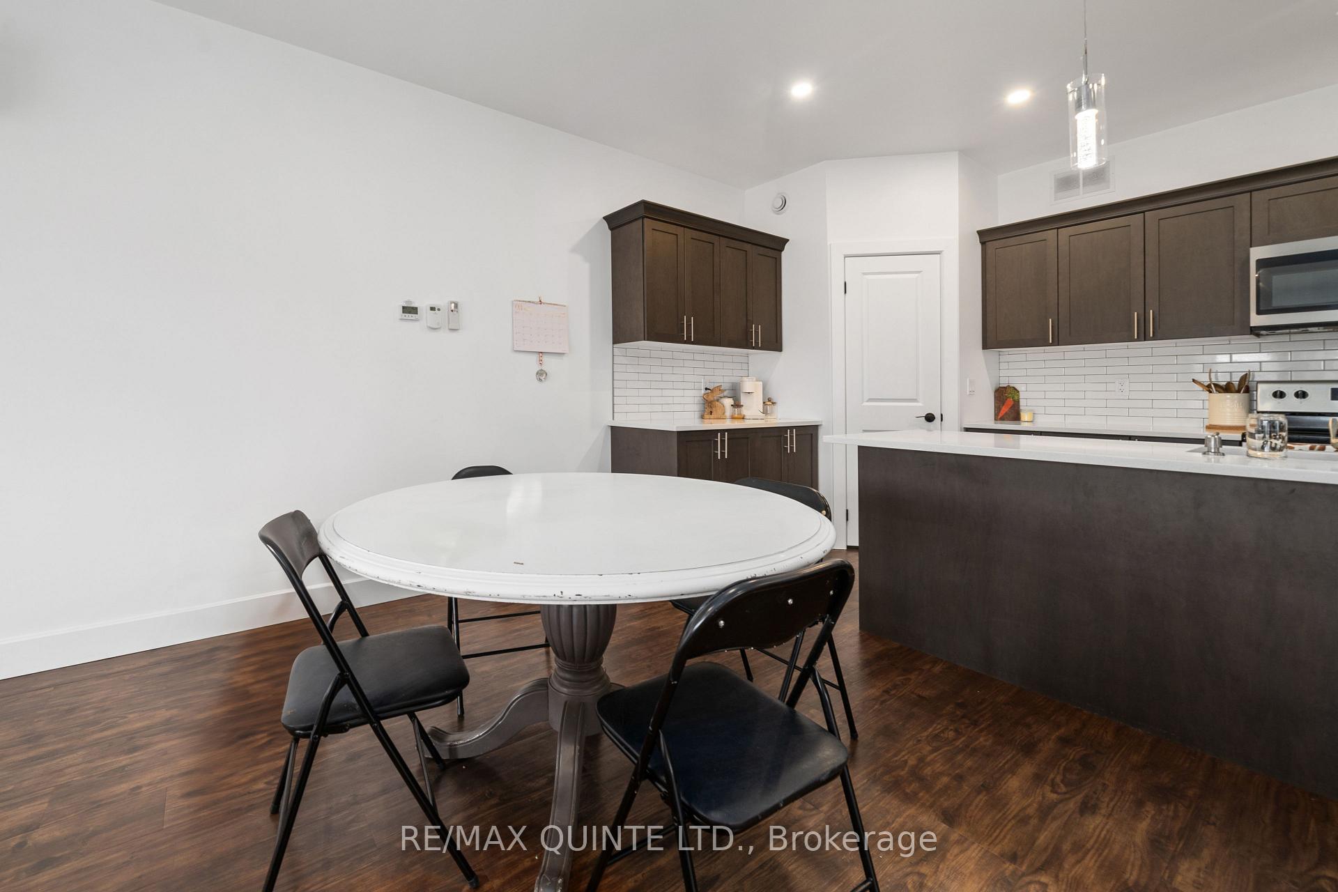 Photo 12 of Unit A & B, 10 Lehtinen Crescent, Belleville, Belleville Ward — HOMEH