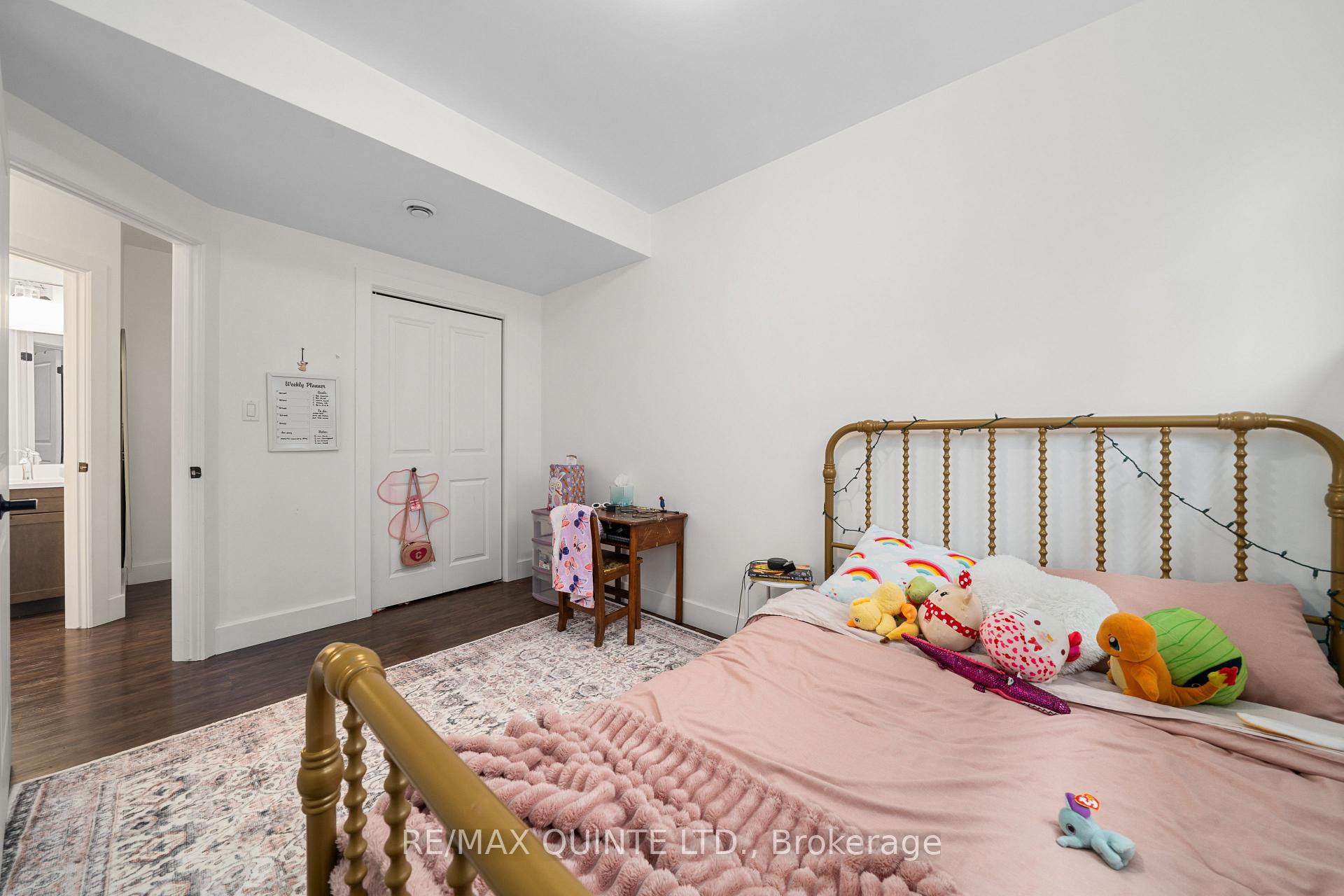 Photo 21 of Unit A & B, 10 Lehtinen Crescent, Belleville, Belleville Ward — HOMEH
