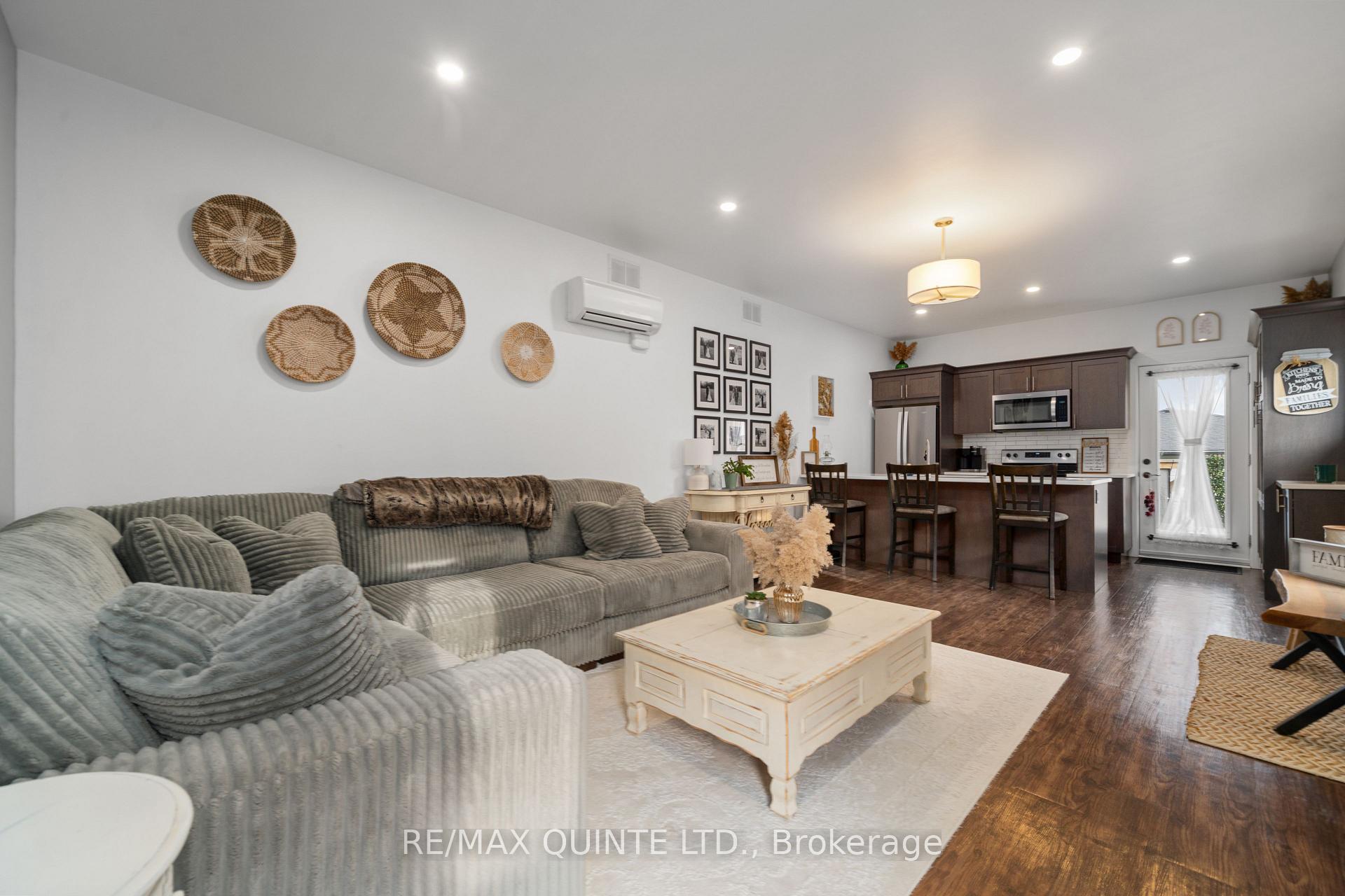 Photo 29 of Unit A & B, 10 Lehtinen Crescent, Belleville, Belleville Ward — HOMEH