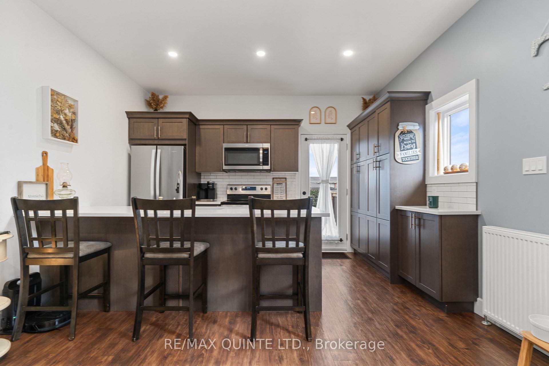 Photo 32 of Unit A & B, 10 Lehtinen Crescent, Belleville, Belleville Ward — HOMEH
