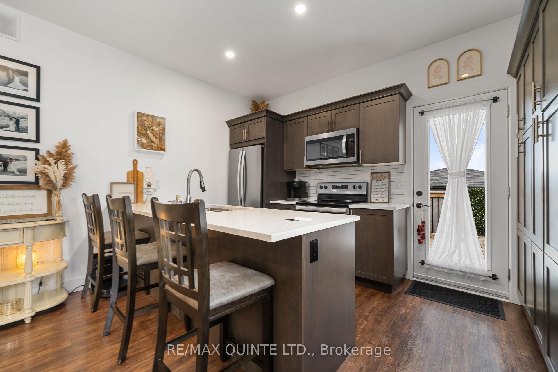 Photo 33 of Unit A & B, 10 Lehtinen Crescent, Belleville, Belleville Ward — HOMEH