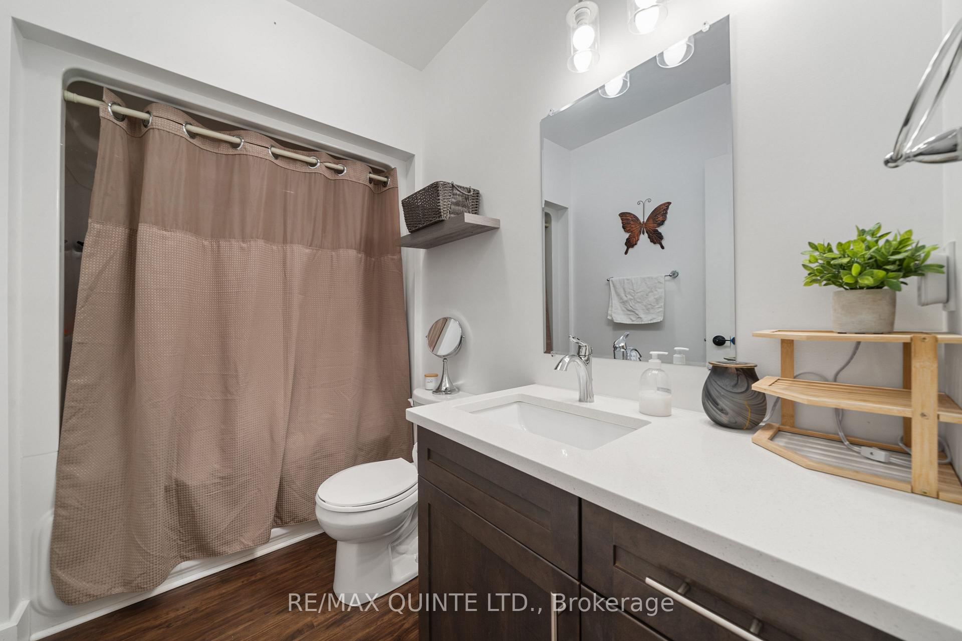 Photo 41 of Unit A & B, 10 Lehtinen Crescent, Belleville, Belleville Ward — HOMEH