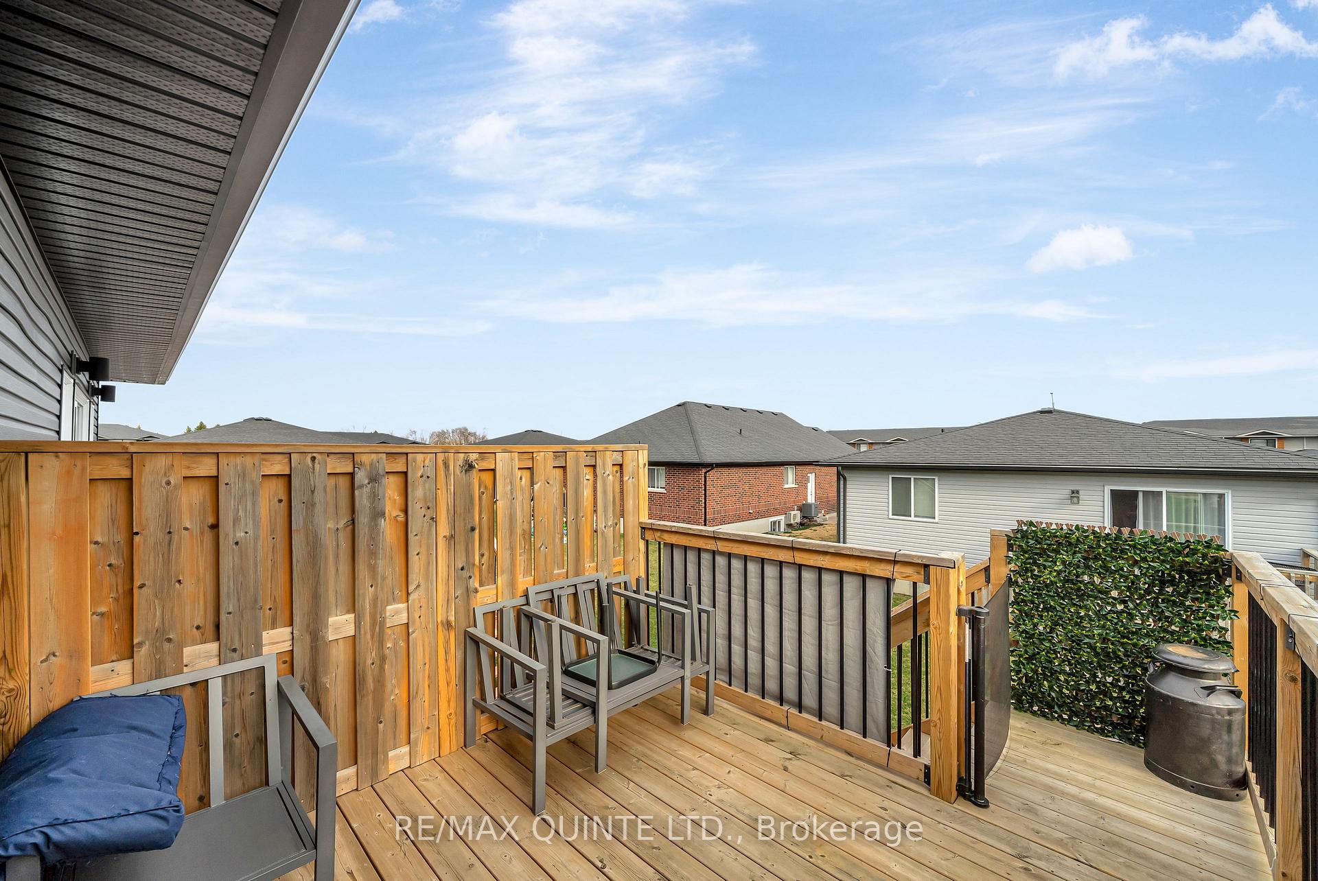 Photo 43 of Unit A & B, 10 Lehtinen Crescent, Belleville, Belleville Ward — HOMEH