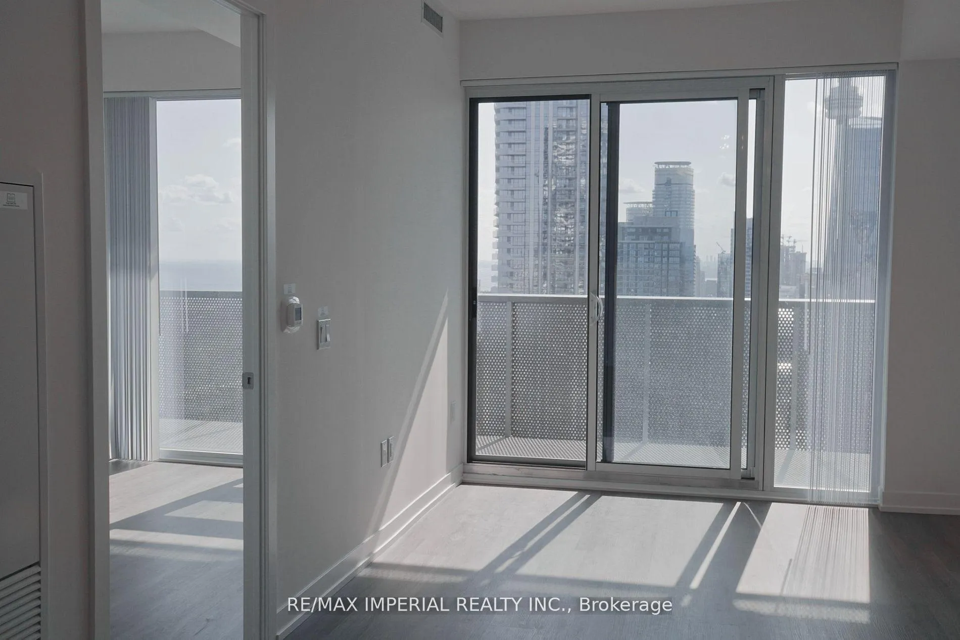 Photo 17 of Unit 5510, 138 downes Street, Toronto, Waterfront Communities — HOMEH