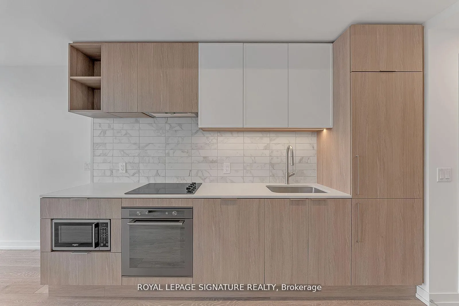 Photo 3 of Unit 515, 2020 Bathurst Street, Toronto, Humewood-Cedarvale — HOMEH