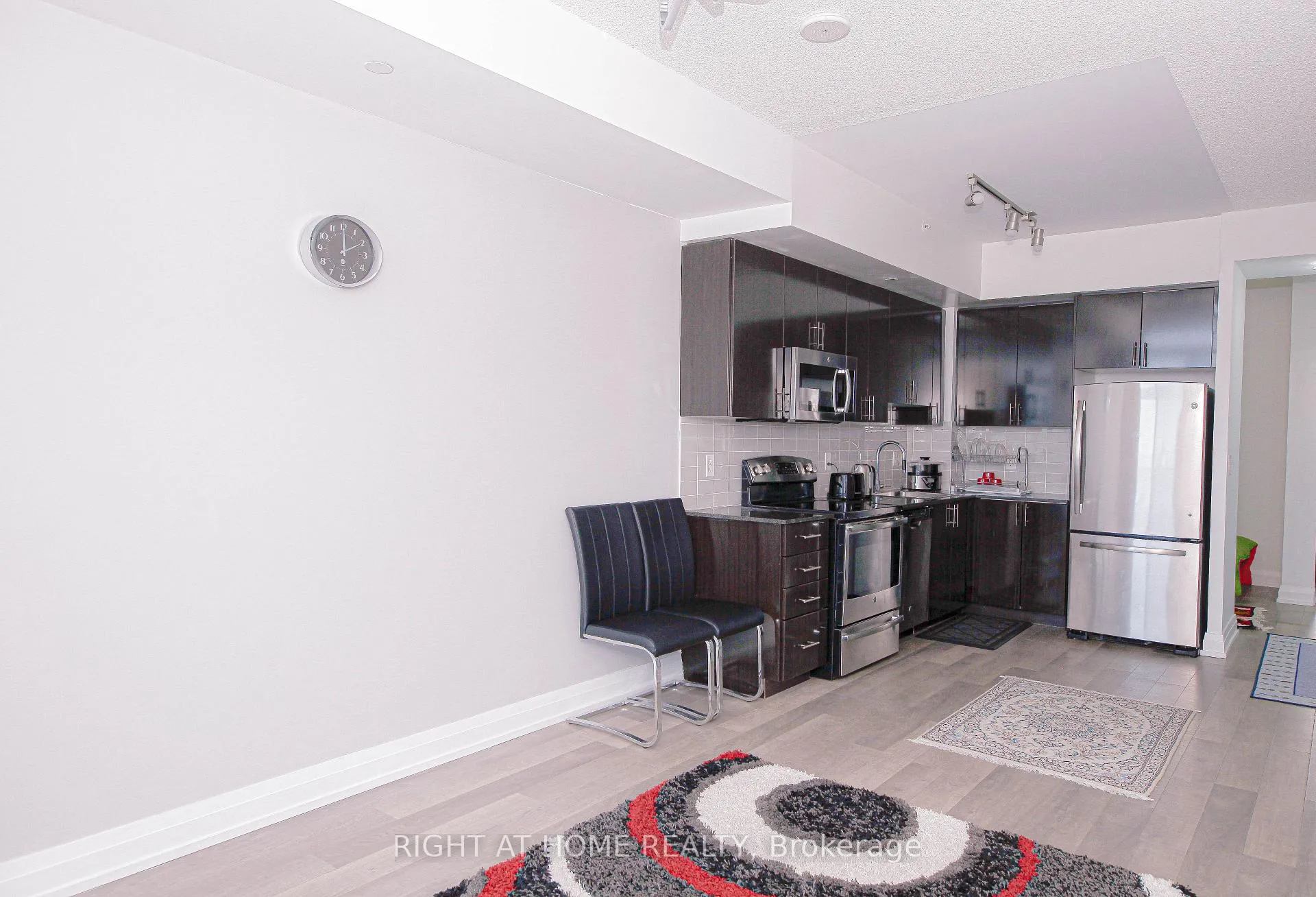 Photo 16 of Unit 510, 7167 Yonge Street, Markham, Thornhill — HOMEH