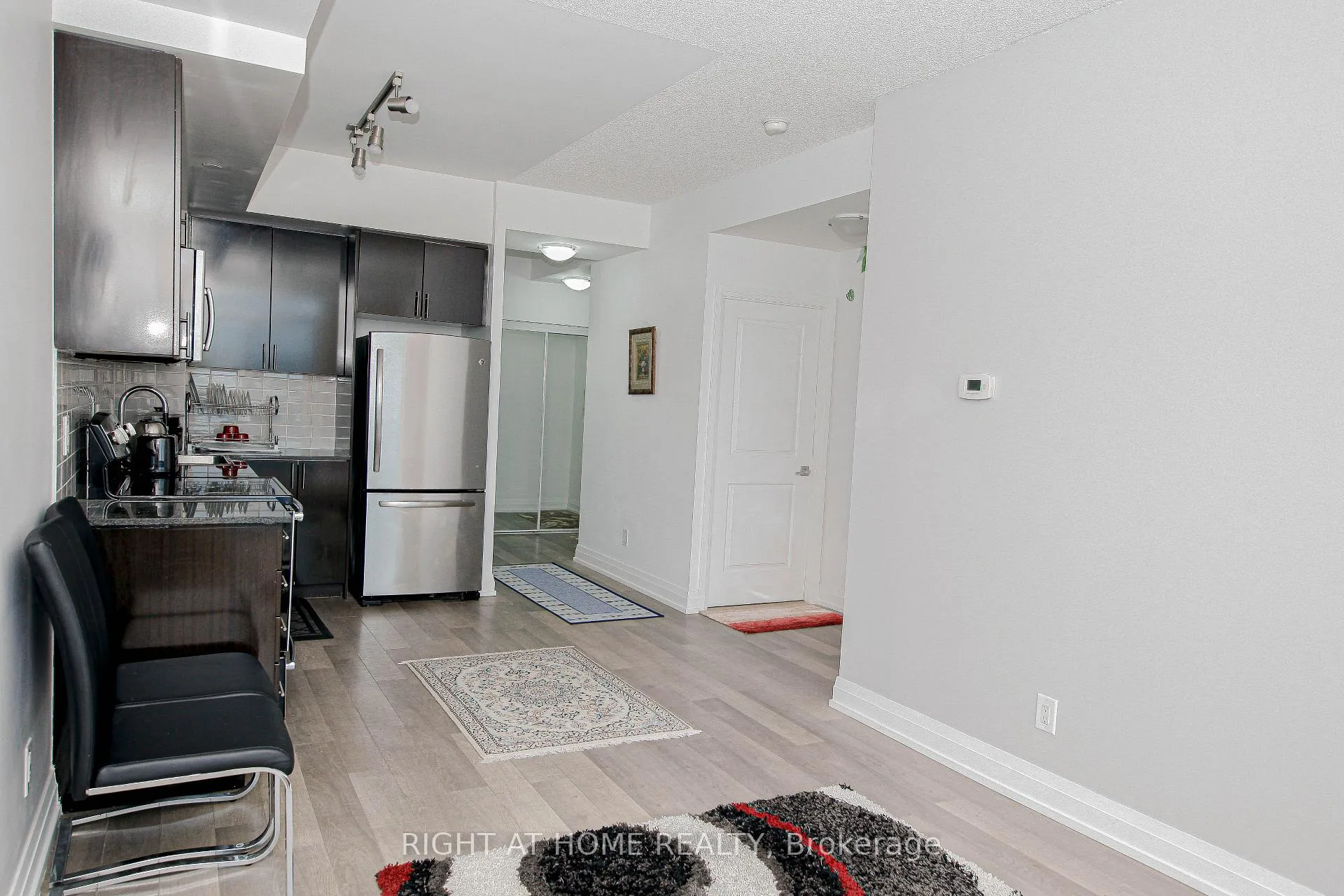 Photo 17 of Unit 510, 7167 Yonge Street, Markham, Thornhill — HOMEH