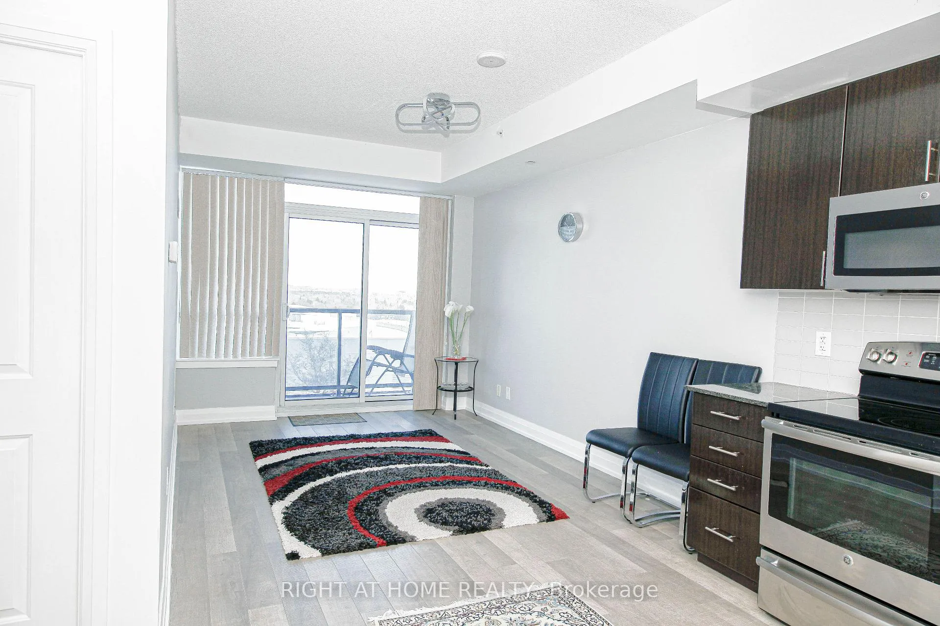 Photo 21 of Unit 510, 7167 Yonge Street, Markham, Thornhill — HOMEH