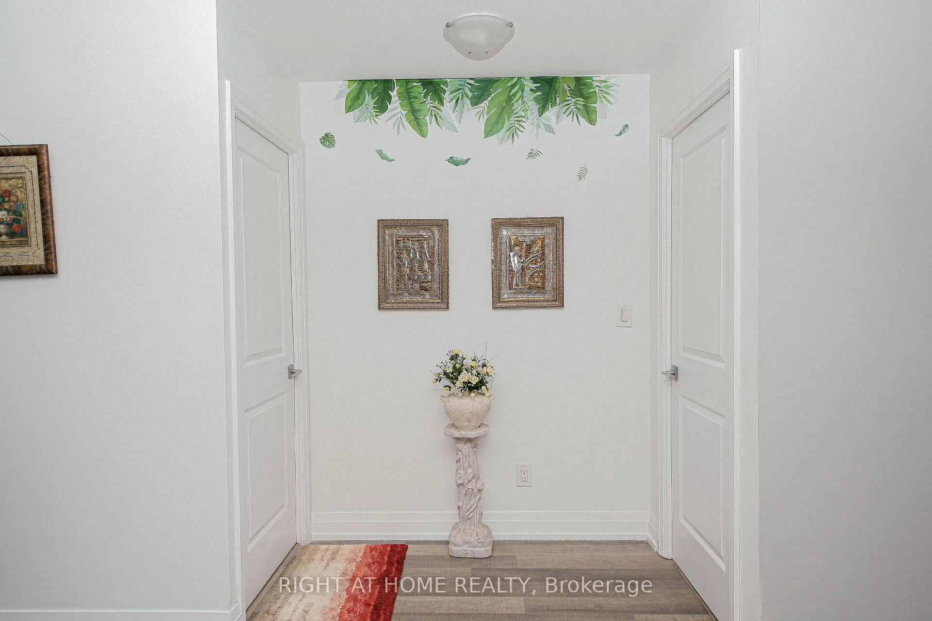 Photo 23 of Unit 510, 7167 Yonge Street, Markham, Thornhill — HOMEH