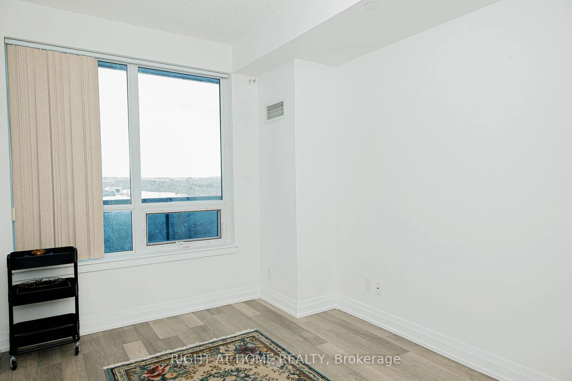 Photo 24 of Unit 510, 7167 Yonge Street, Markham, Thornhill — HOMEH