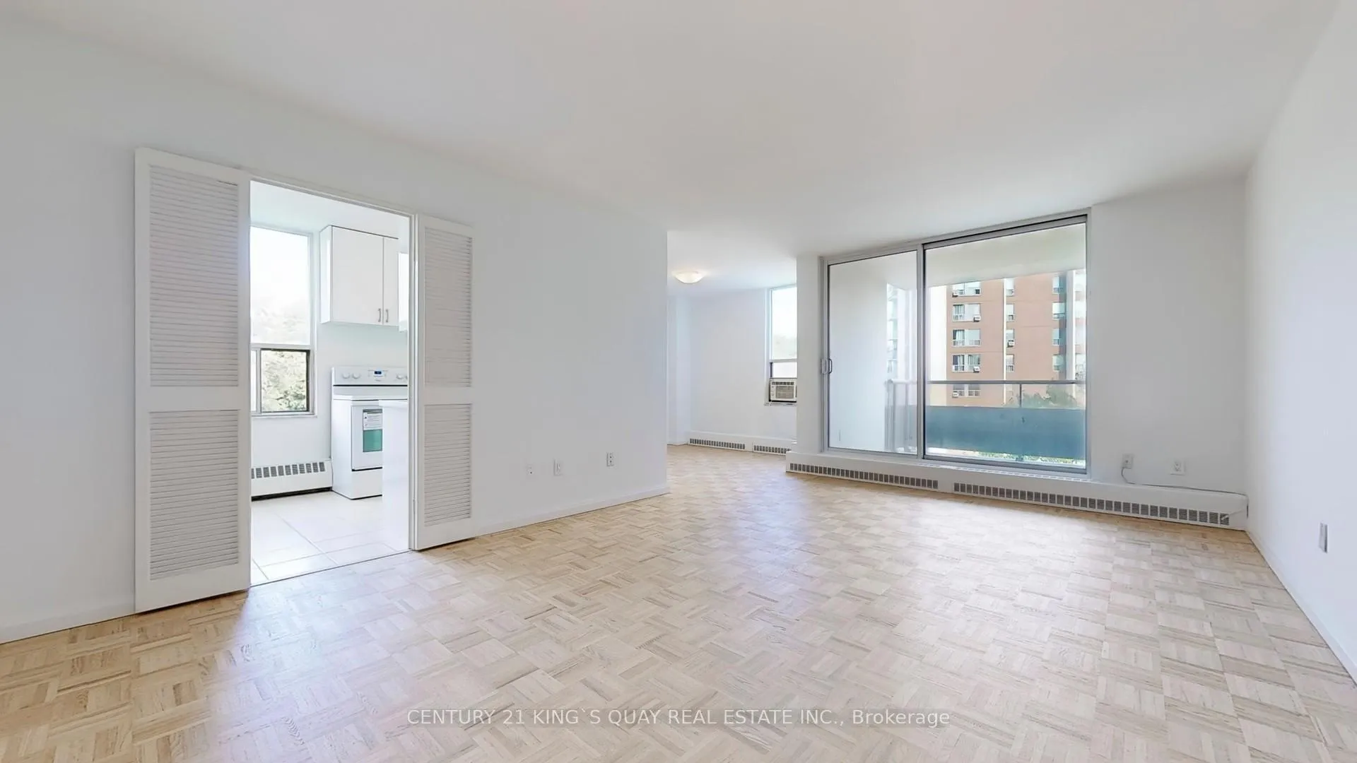 Photo 5 of Unit 303, 5 Vicora Linkway, Toronto, Flemingdon Park — HOMEH