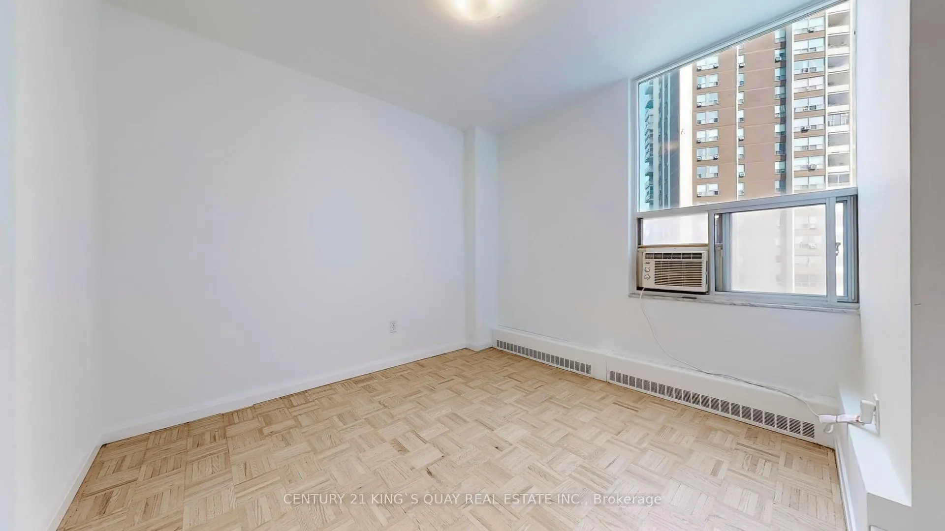 Photo 12 of Unit 303, 5 Vicora Linkway, Toronto, Flemingdon Park — HOMEH