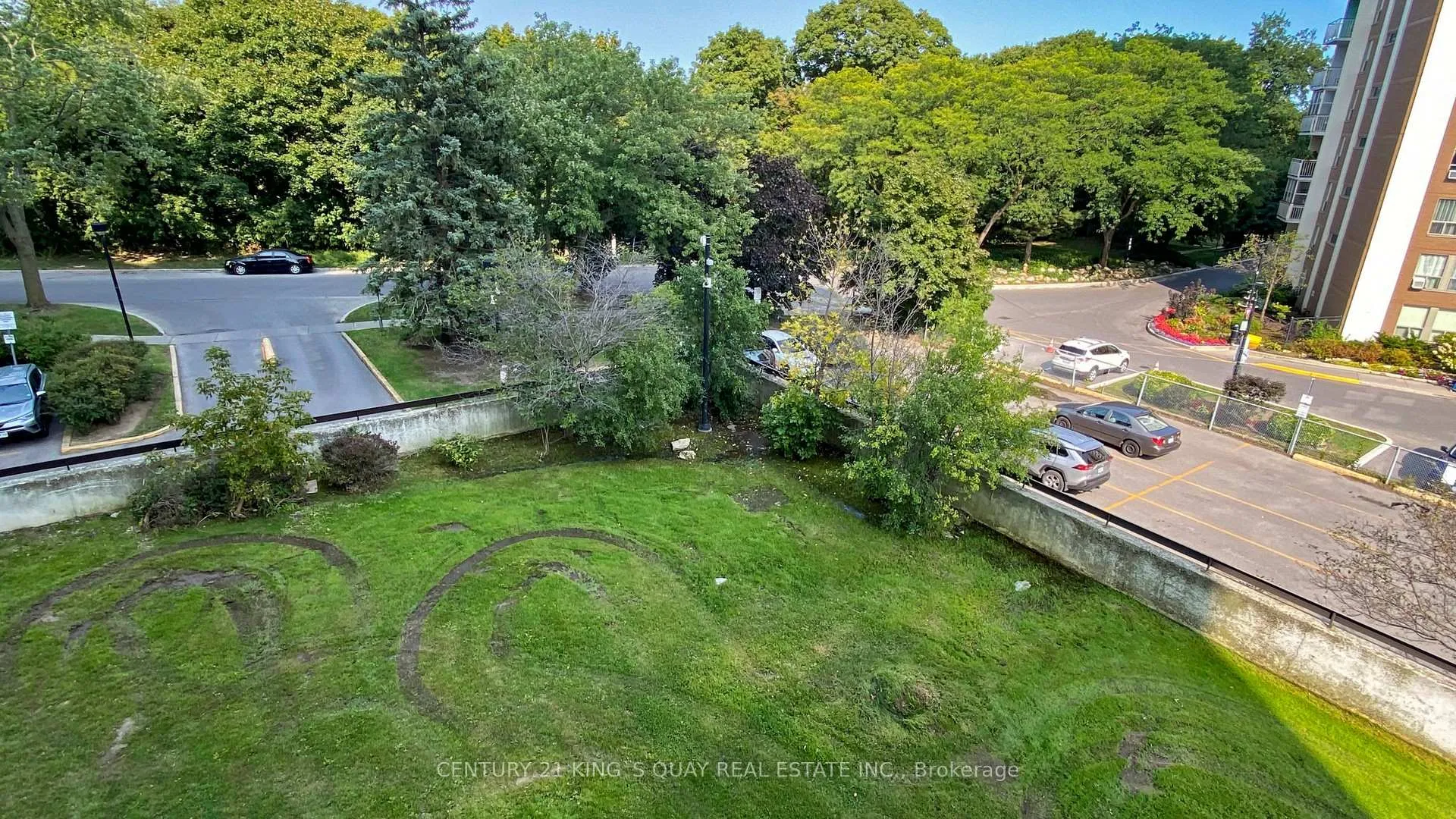Photo 34 of Unit 303, 5 Vicora Linkway, Toronto, Flemingdon Park — HOMEH