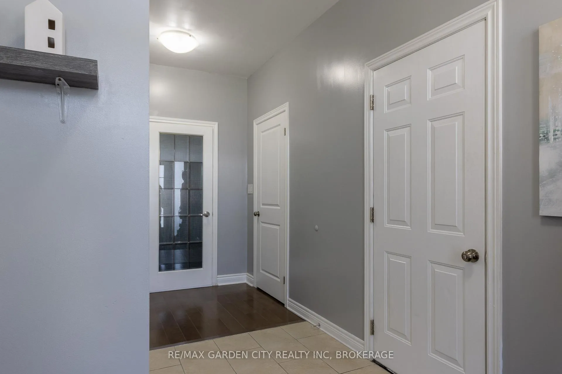 Photo 2 of 90 A Ormond Street N, Thorold, Thorold Downtown — HOMEH