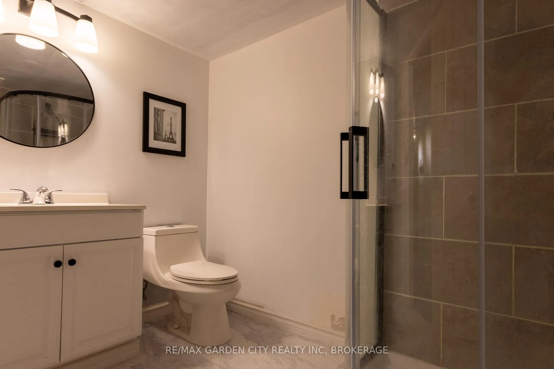 Photo 6 of 90 A Ormond Street N, Thorold, Thorold Downtown — HOMEH