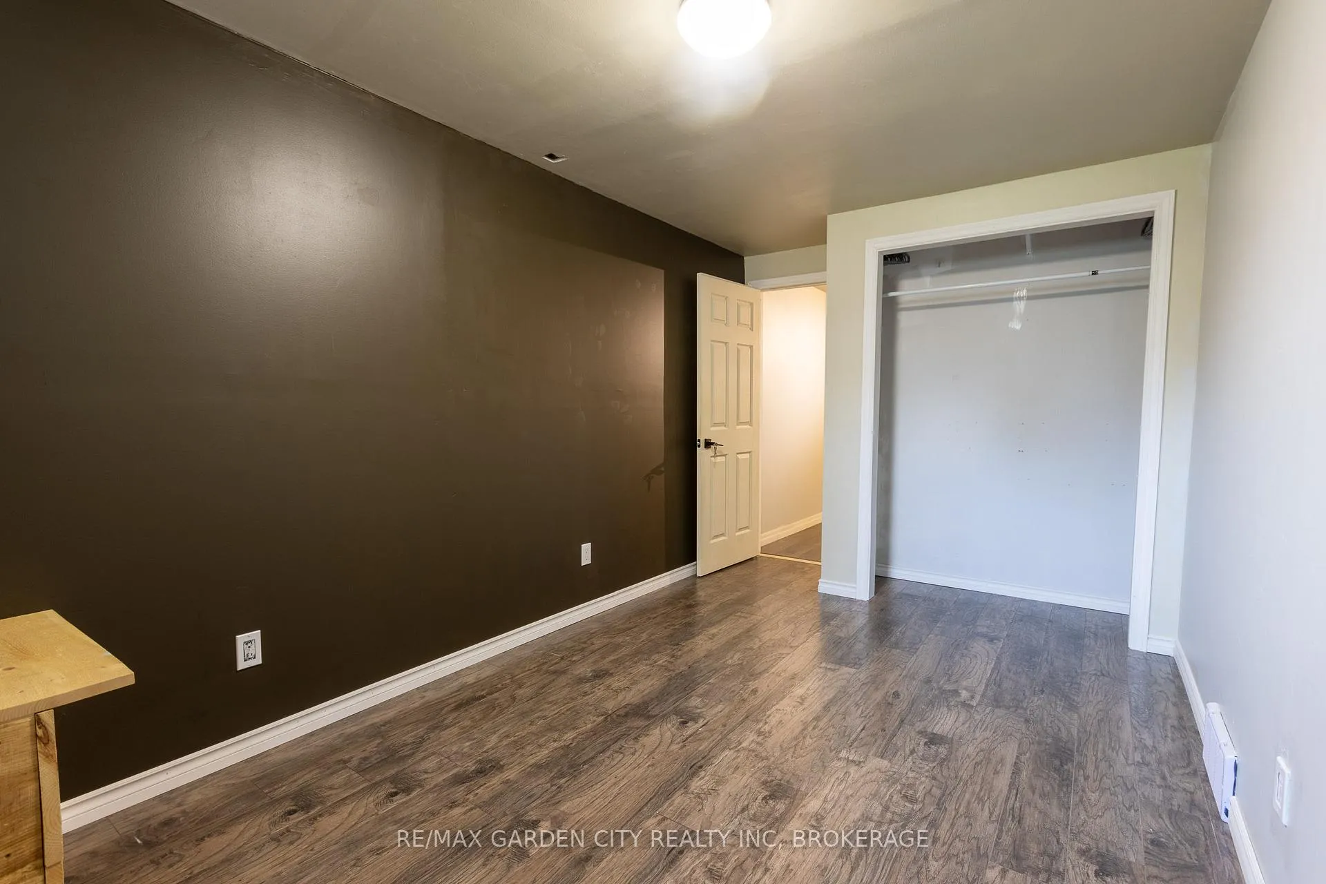 Photo 10 of 90 A Ormond Street N, Thorold, Thorold Downtown — HOMEH