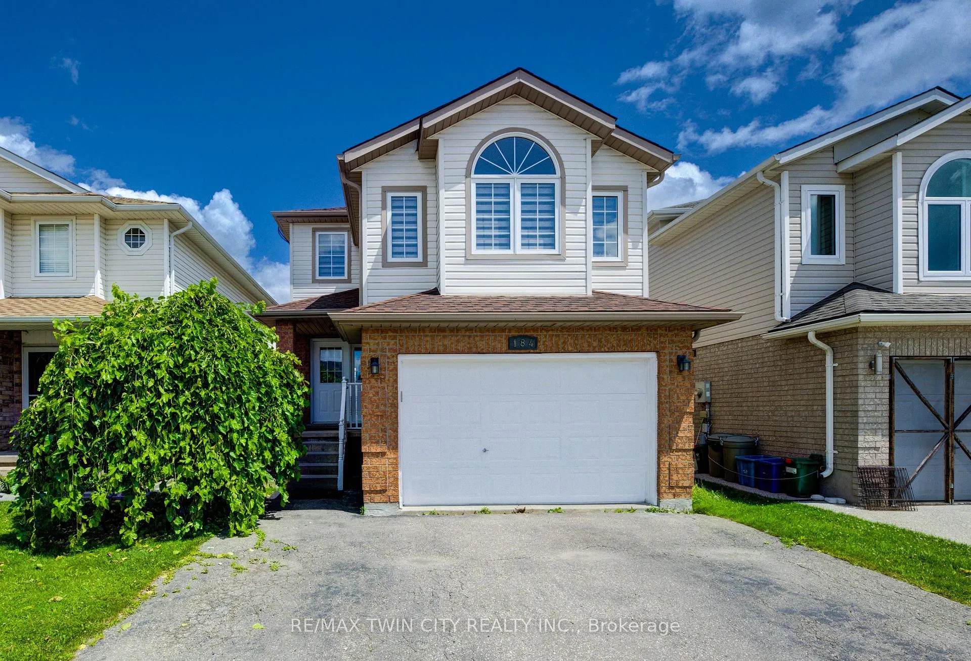 Photo 1 of 184 Copper Leaf Street, Kitchener — HOMEH