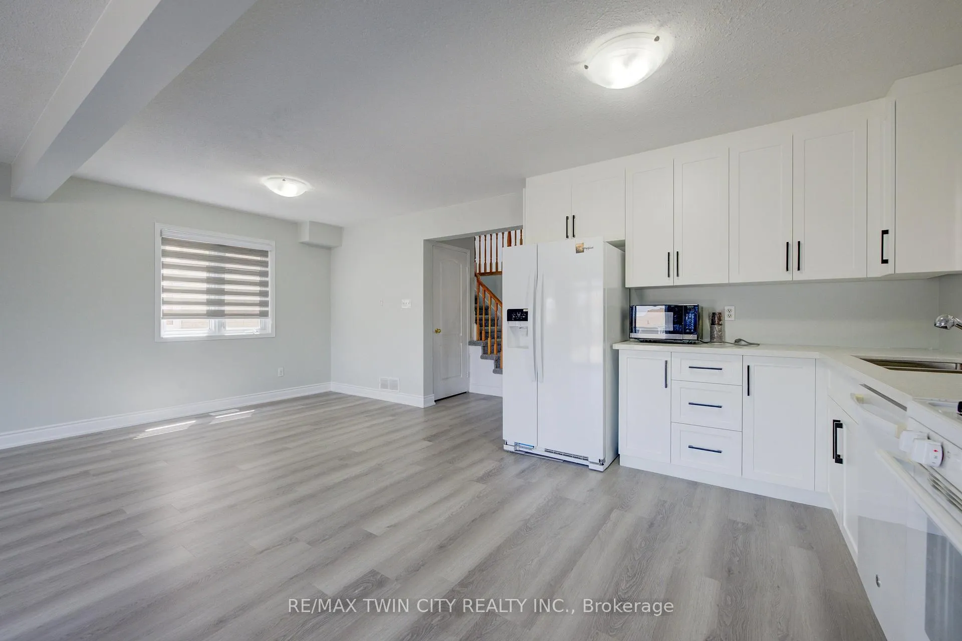 Photo 13 of 184 Copper Leaf Street, Kitchener — HOMEH