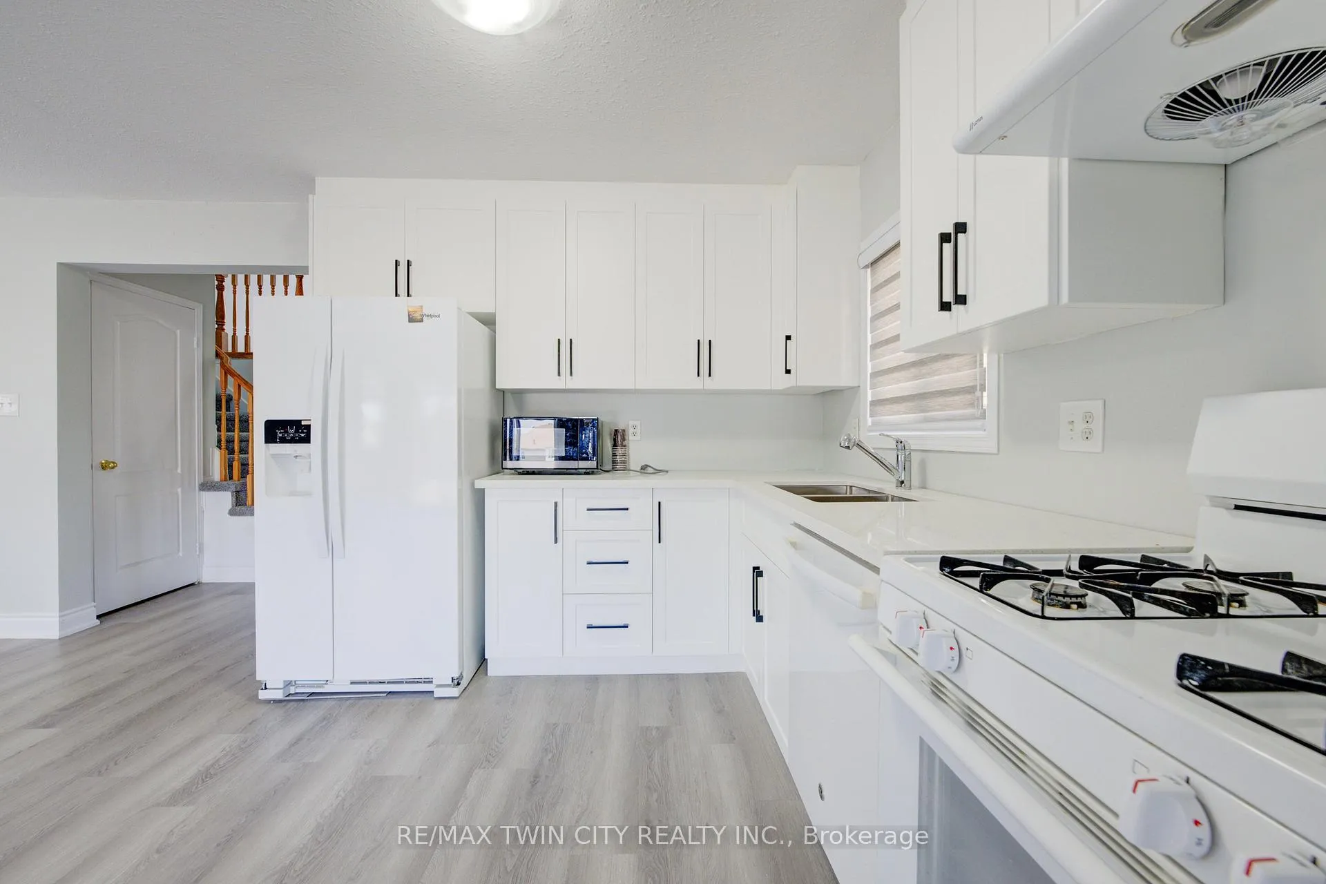 Photo 14 of 184 Copper Leaf Street, Kitchener — HOMEH
